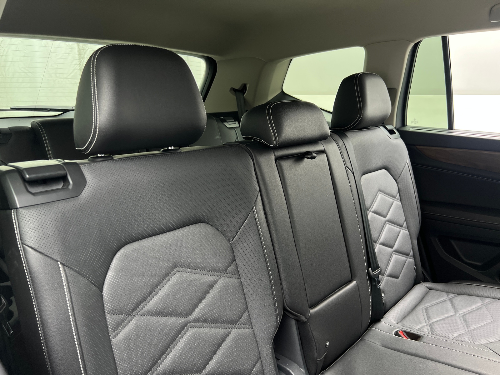 Thumbnail: 2026 Volkswagen Atlas - 5