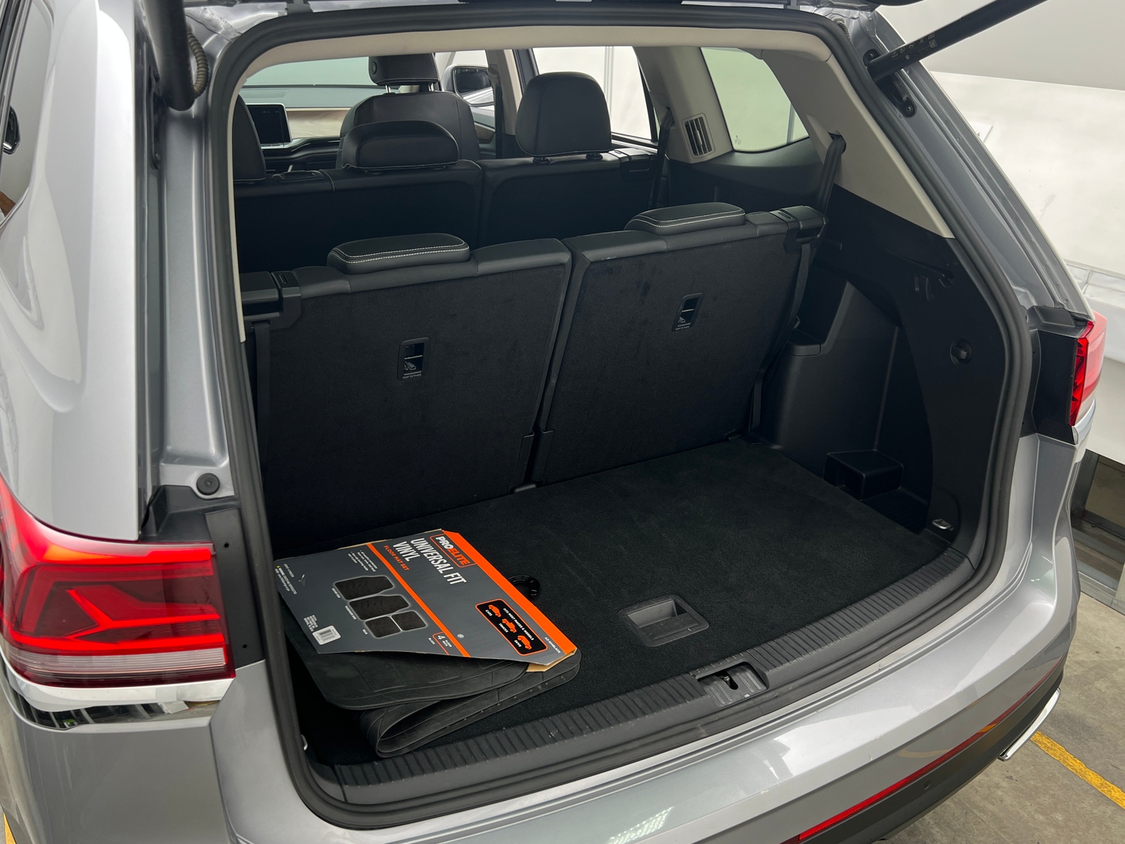 Thumbnail: 2026 Volkswagen Atlas - 6