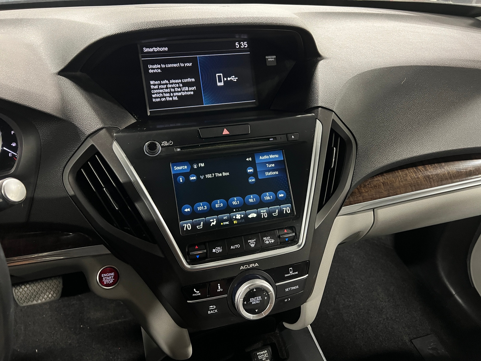 Thumbnail: 2018 Acura MDX - 3