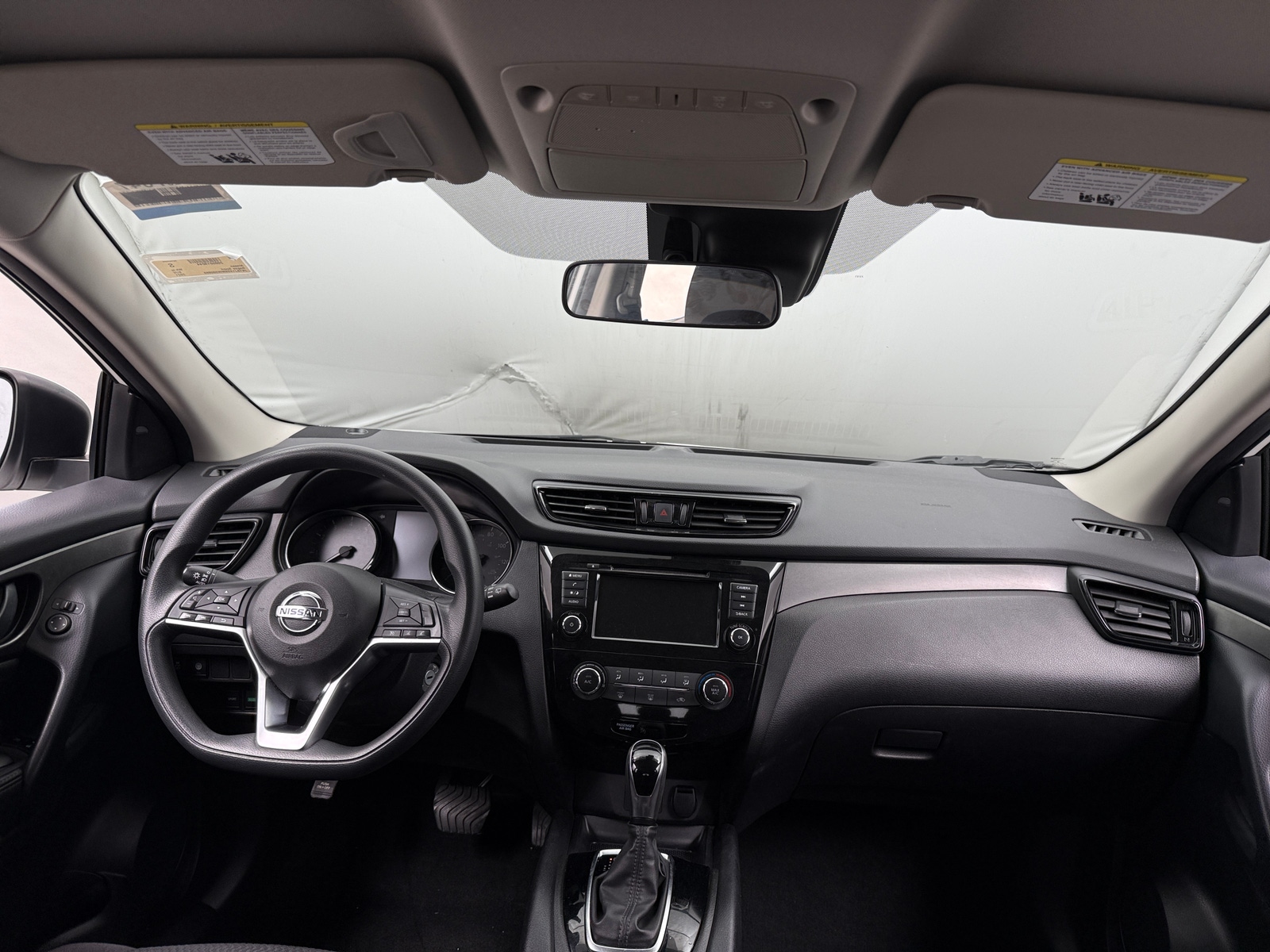 Thumbnail: 2021 Nissan Rogue Sport - 3