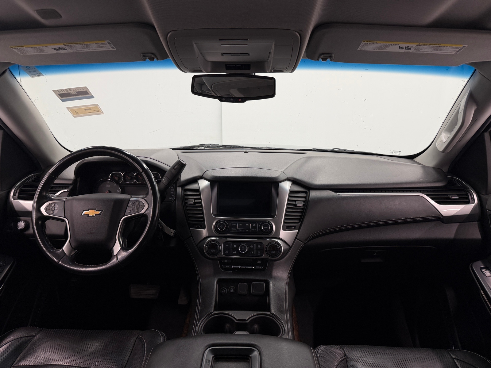 Thumbnail: 2019 Chevrolet Tahoe - 3
