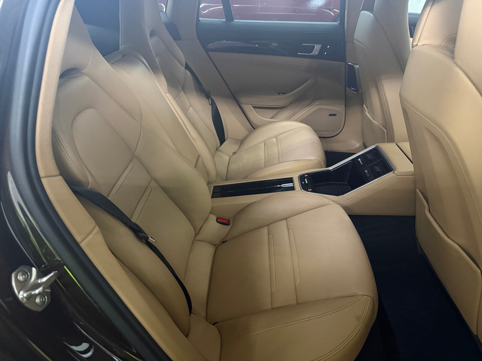 Thumbnail: 2018 Porsche Panamera - 5