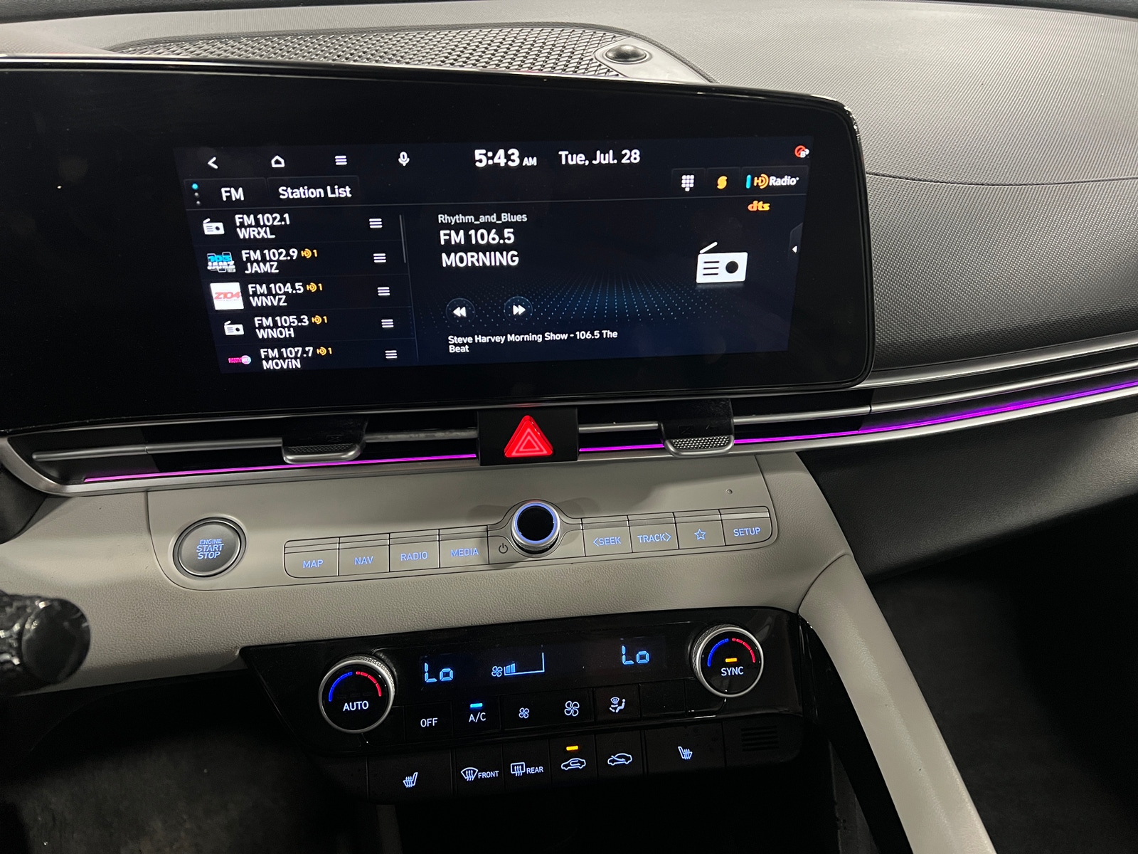 Thumbnail: 2024 Hyundai Elantra - 3