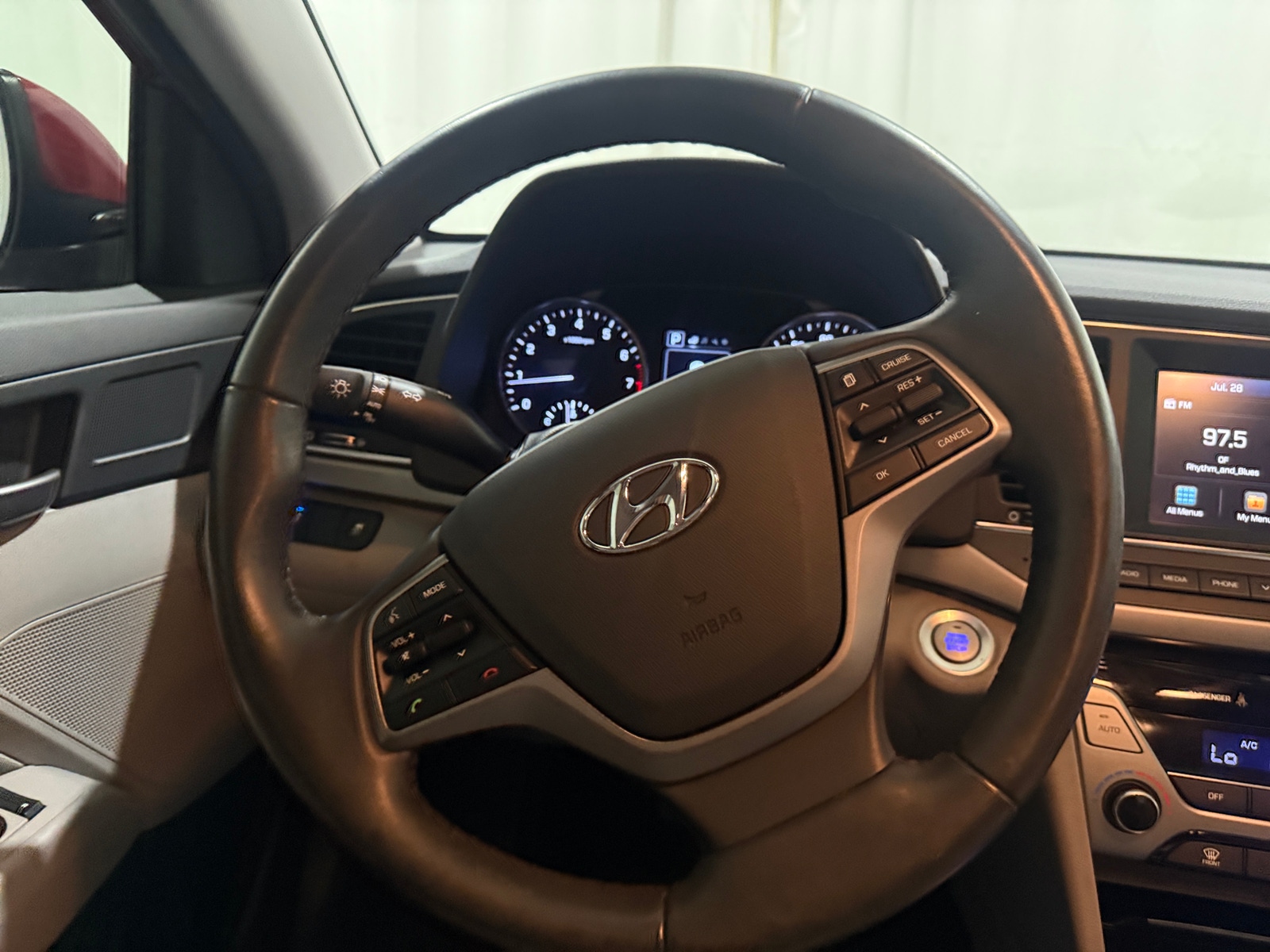 Thumbnail: 2018 Hyundai Elantra - 5