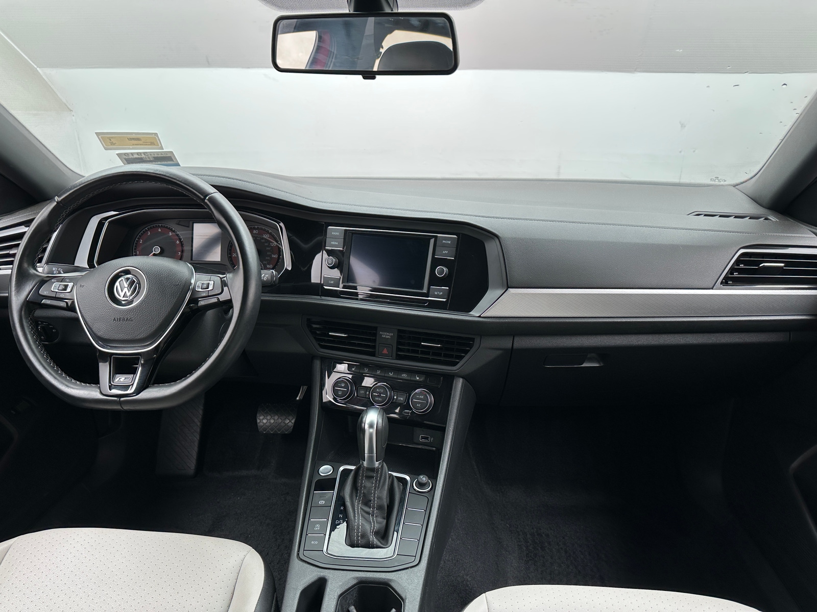 Thumbnail: 2019 Volkswagen Jetta - 3