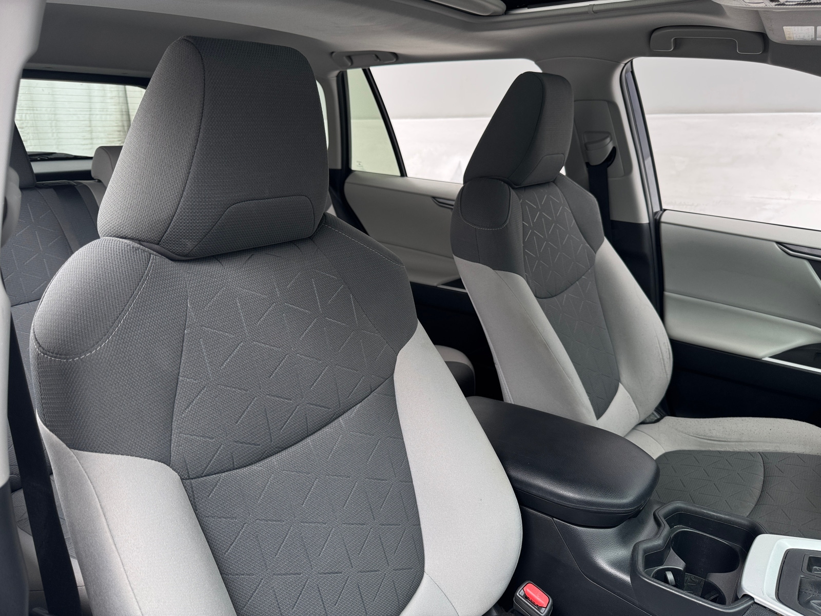 Thumbnail: 2020 Toyota RAV4 - 2