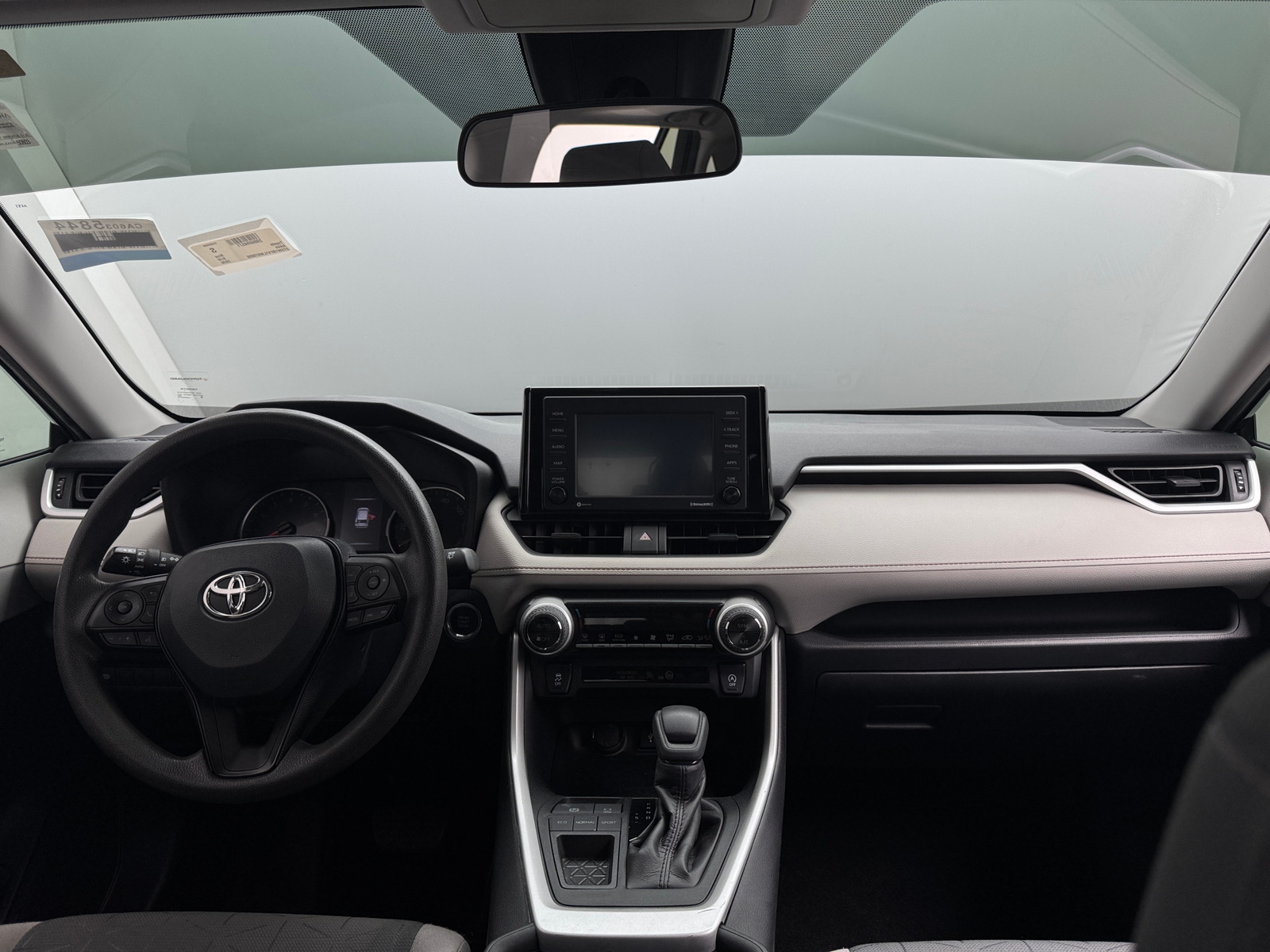 Thumbnail: 2020 Toyota RAV4 - 3