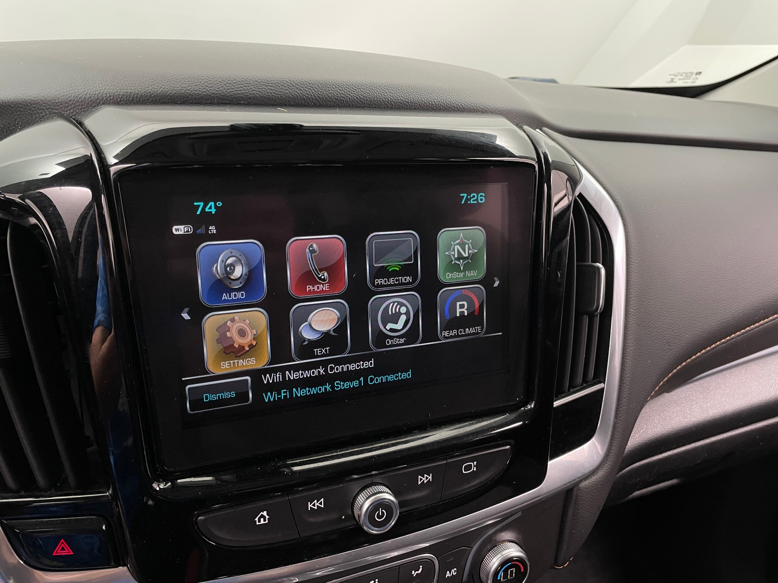 Thumbnail: 2019 Chevrolet Traverse - 4