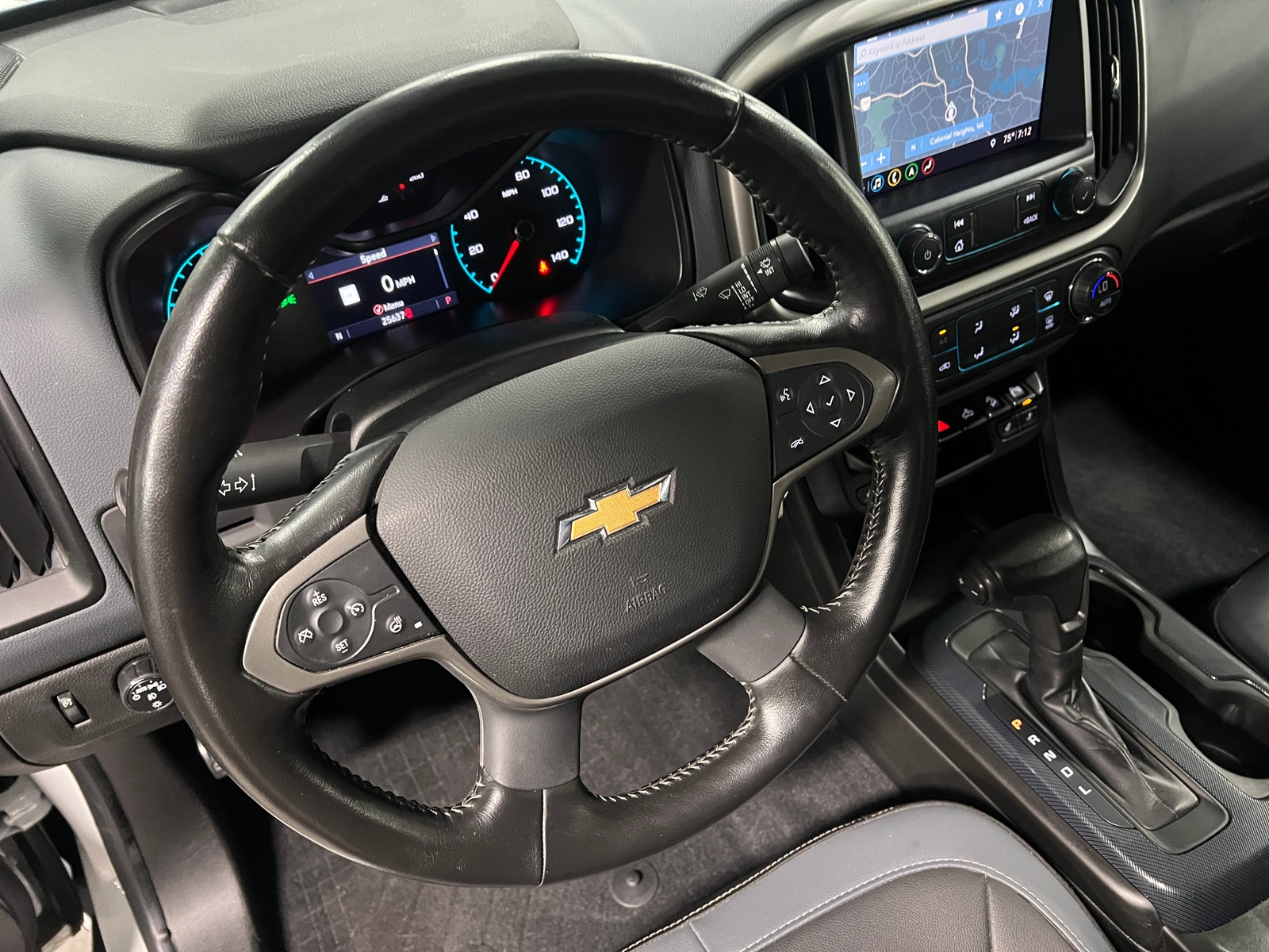 Thumbnail: 2021 Chevrolet Colorado - 4