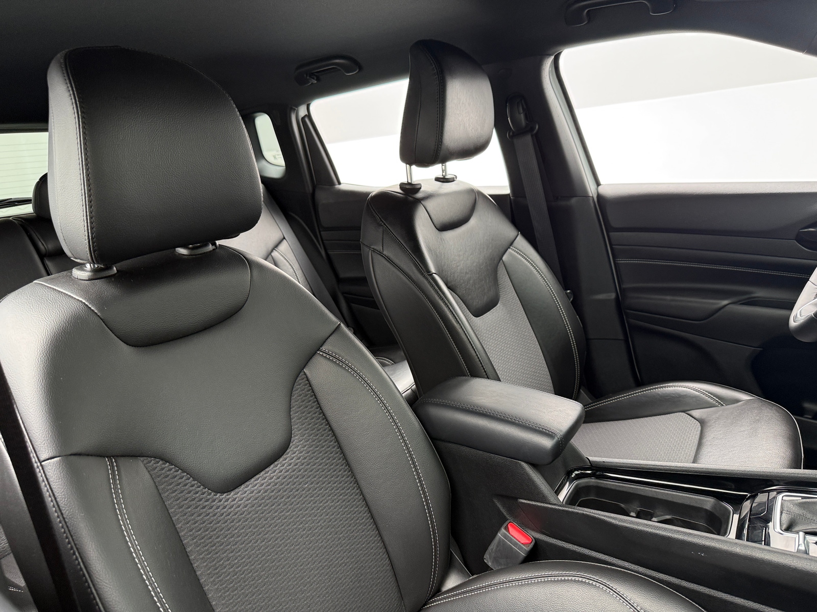 Thumbnail: 2023 Jeep Compass - 2