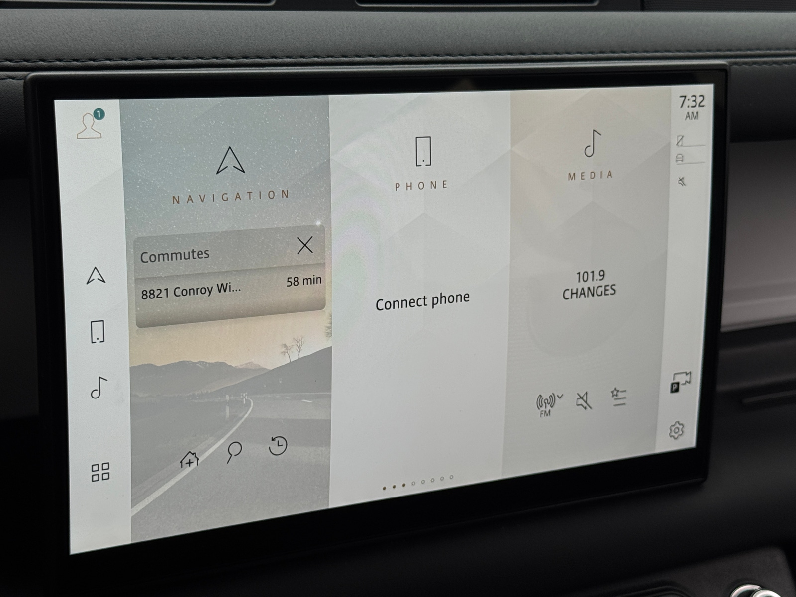 Thumbnail: 2025 Land Rover Defender - 3