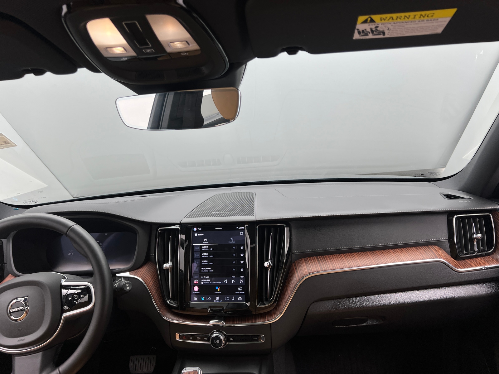 Thumbnail: 2025 Volvo XC60 - 2