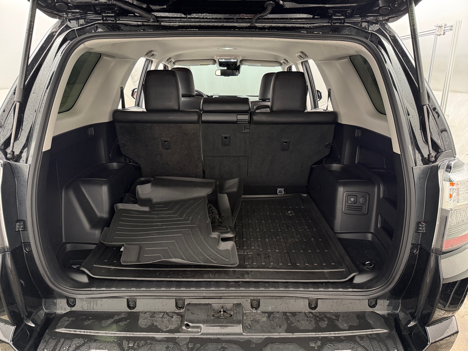 Thumbnail: 2021 Toyota 4Runner - 6