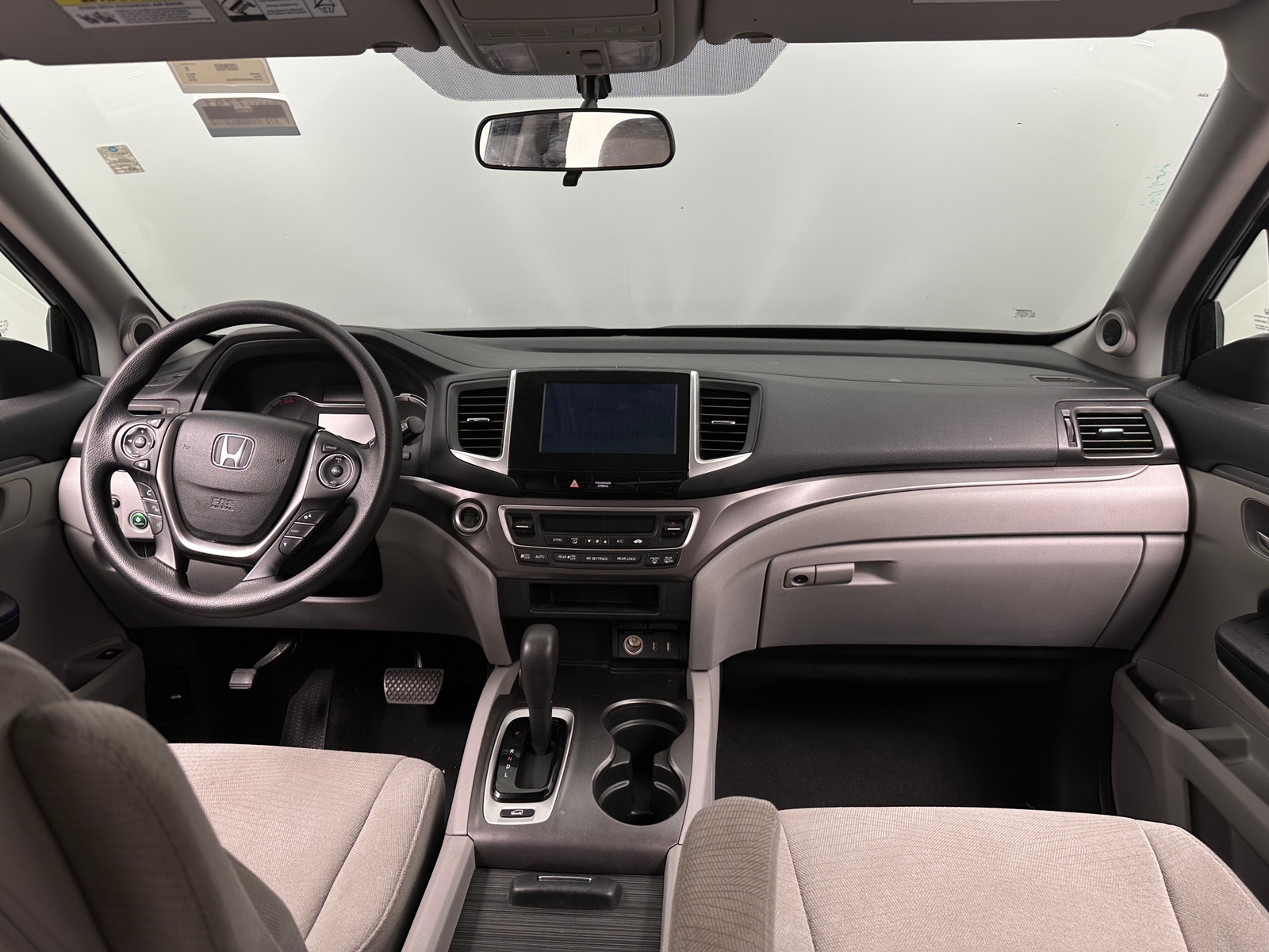 Thumbnail: 2016 Honda Pilot - 3