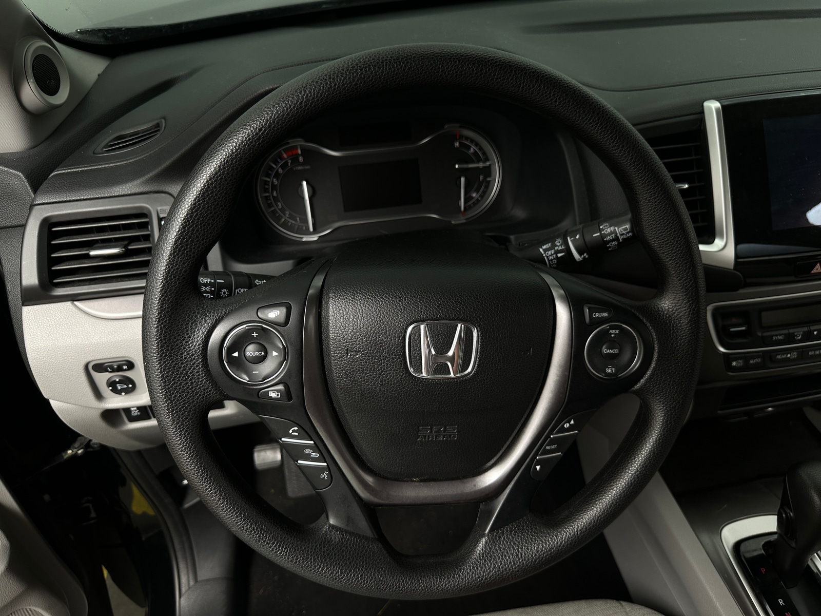 Thumbnail: 2016 Honda Pilot - 5