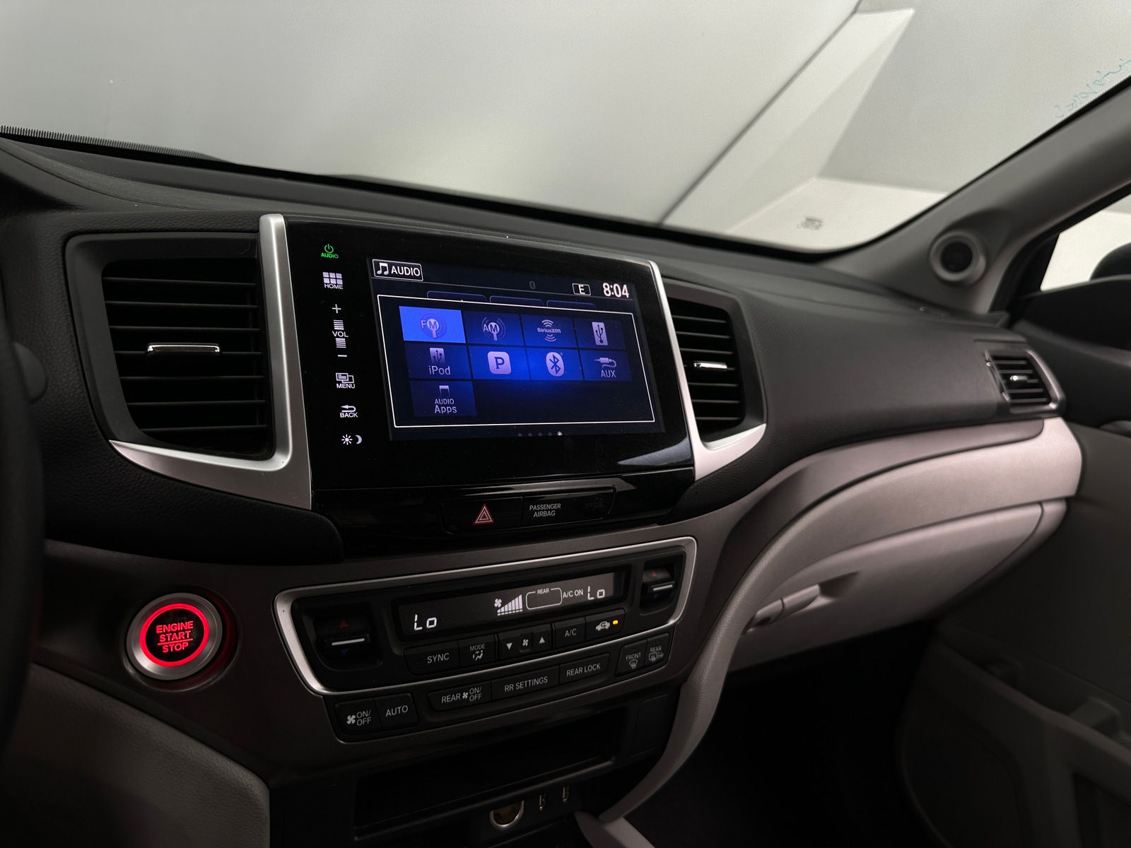 Thumbnail: 2016 Honda Pilot - 4