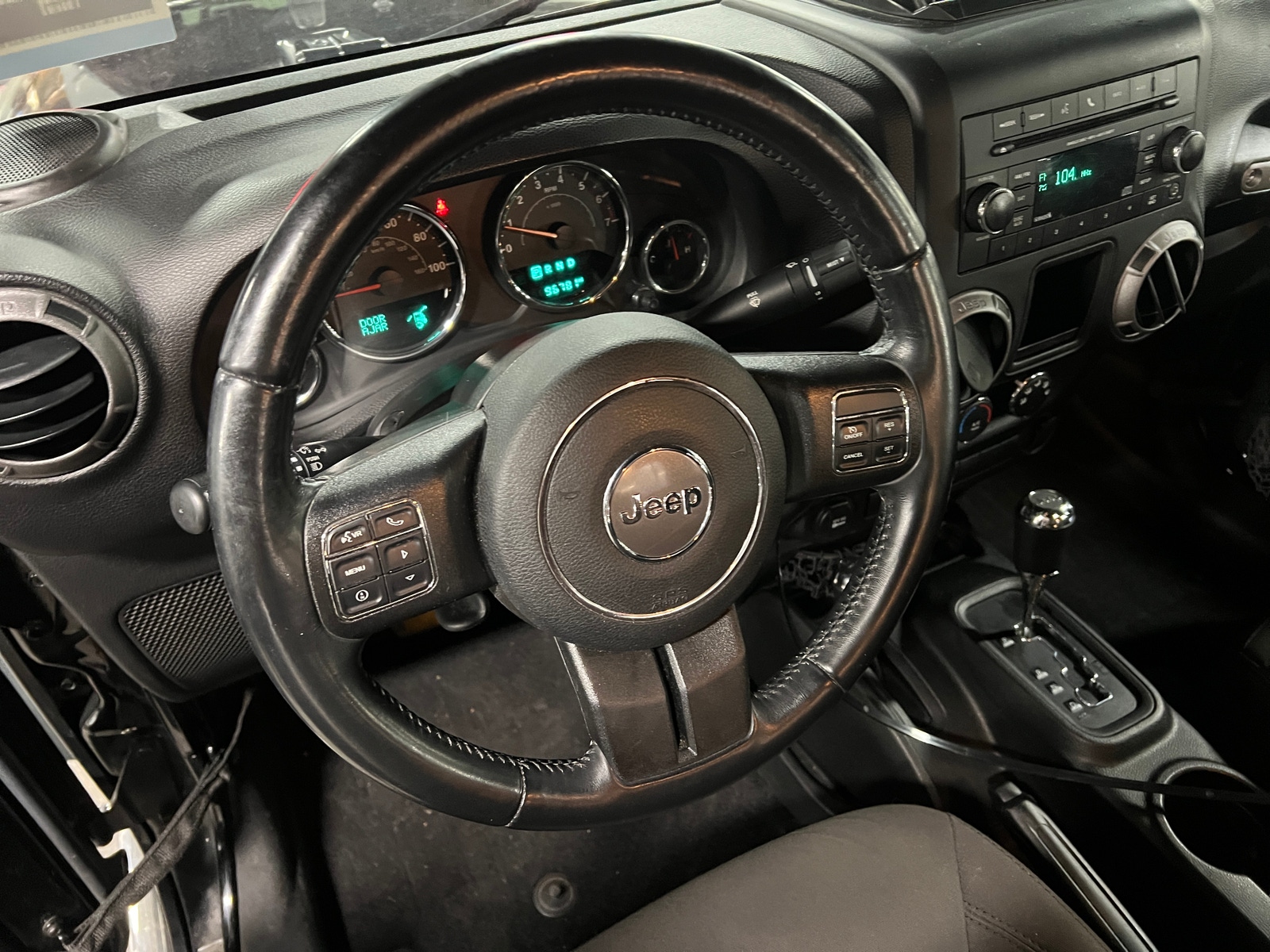 Thumbnail: 2016 Jeep Wrangler - 5