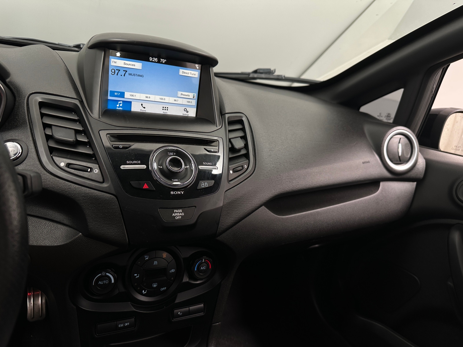 Thumbnail: 2018 Ford Fiesta - 4