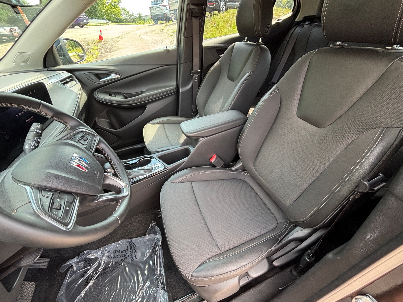 Thumbnail: 2025 Buick Encore GX - 2