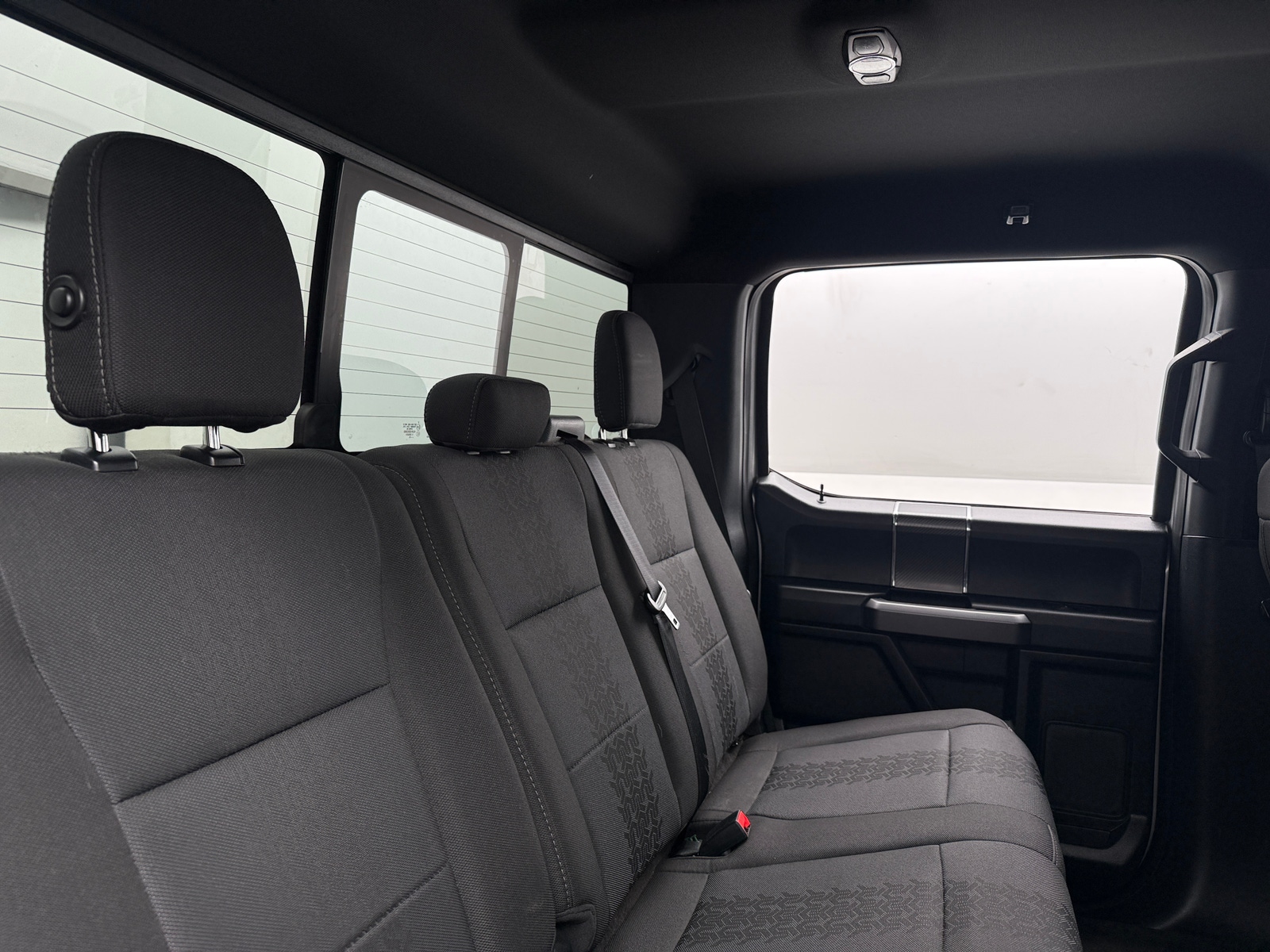 Thumbnail: 2019 Ford Econoline - 6