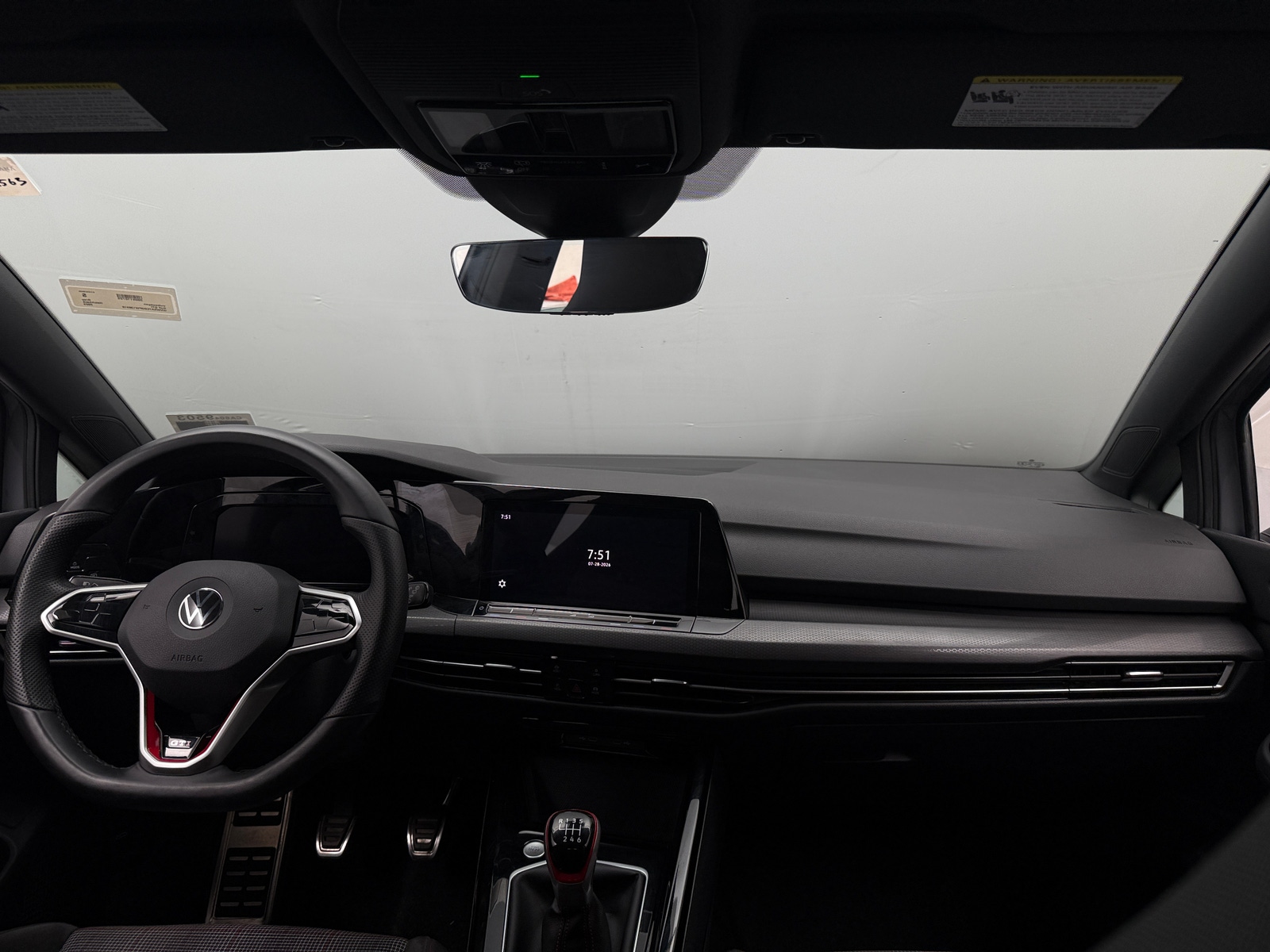 Thumbnail: 2023 Volkswagen Golf - 3
