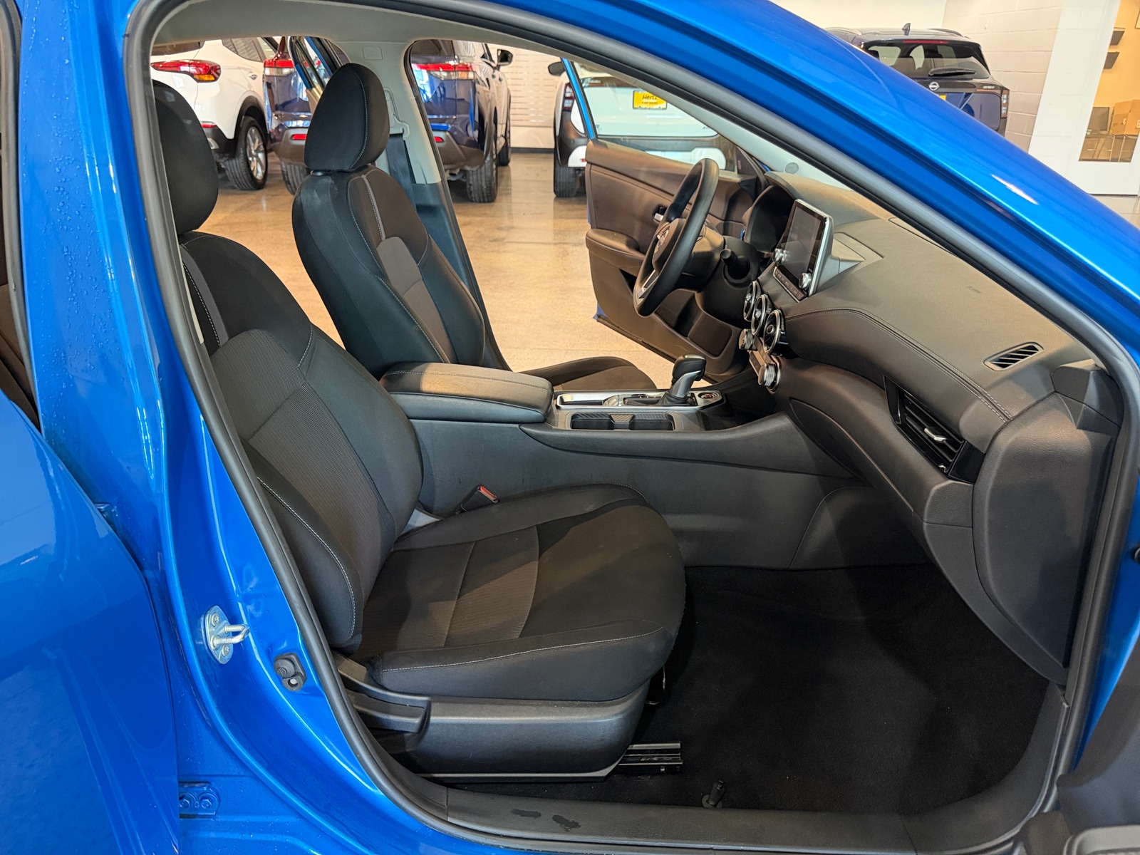 Thumbnail: 2025 Nissan Sentra - 2