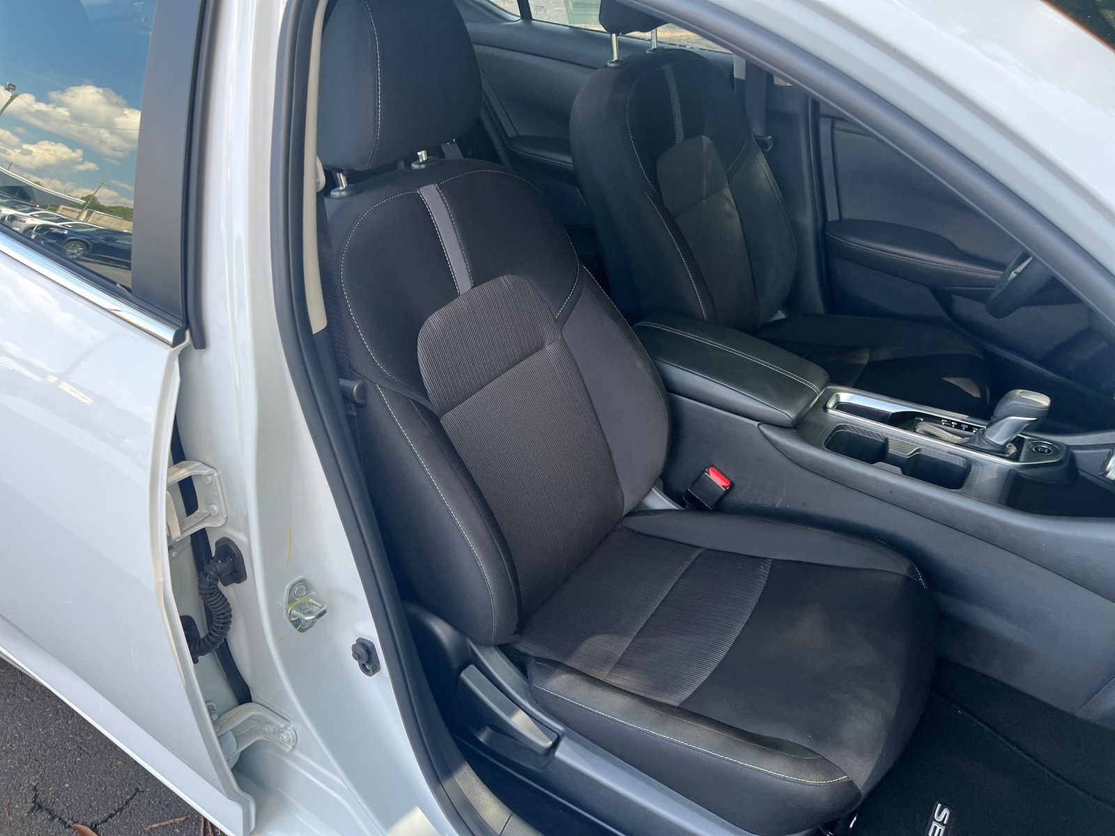 Thumbnail: 2025 Nissan Sentra - 2