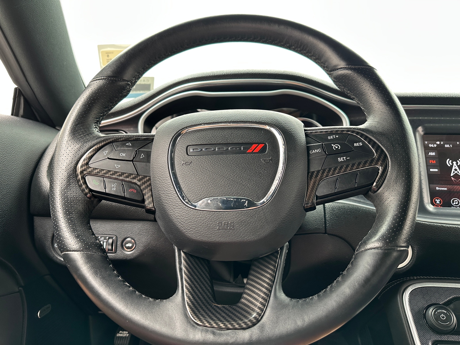 Thumbnail: 2017 Dodge Challenger - 3