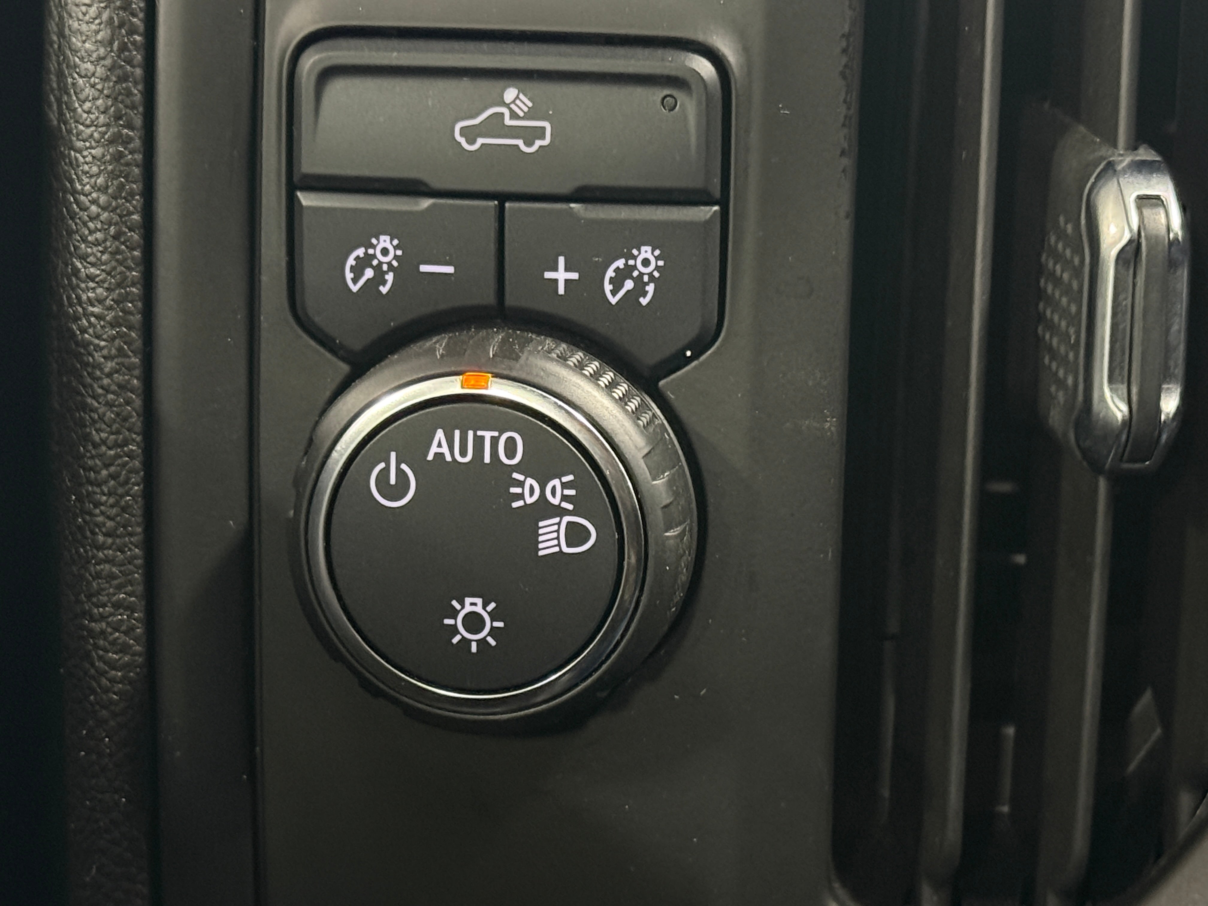 2024 Chevrolet Silverado 1500 Custom - Photo 10