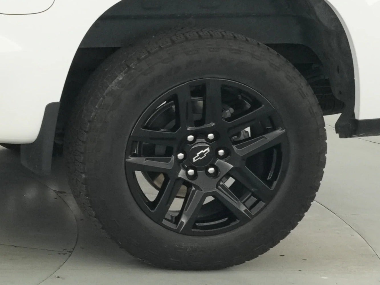 2024 Chevrolet Silverado 1500 Custom - Photo 16