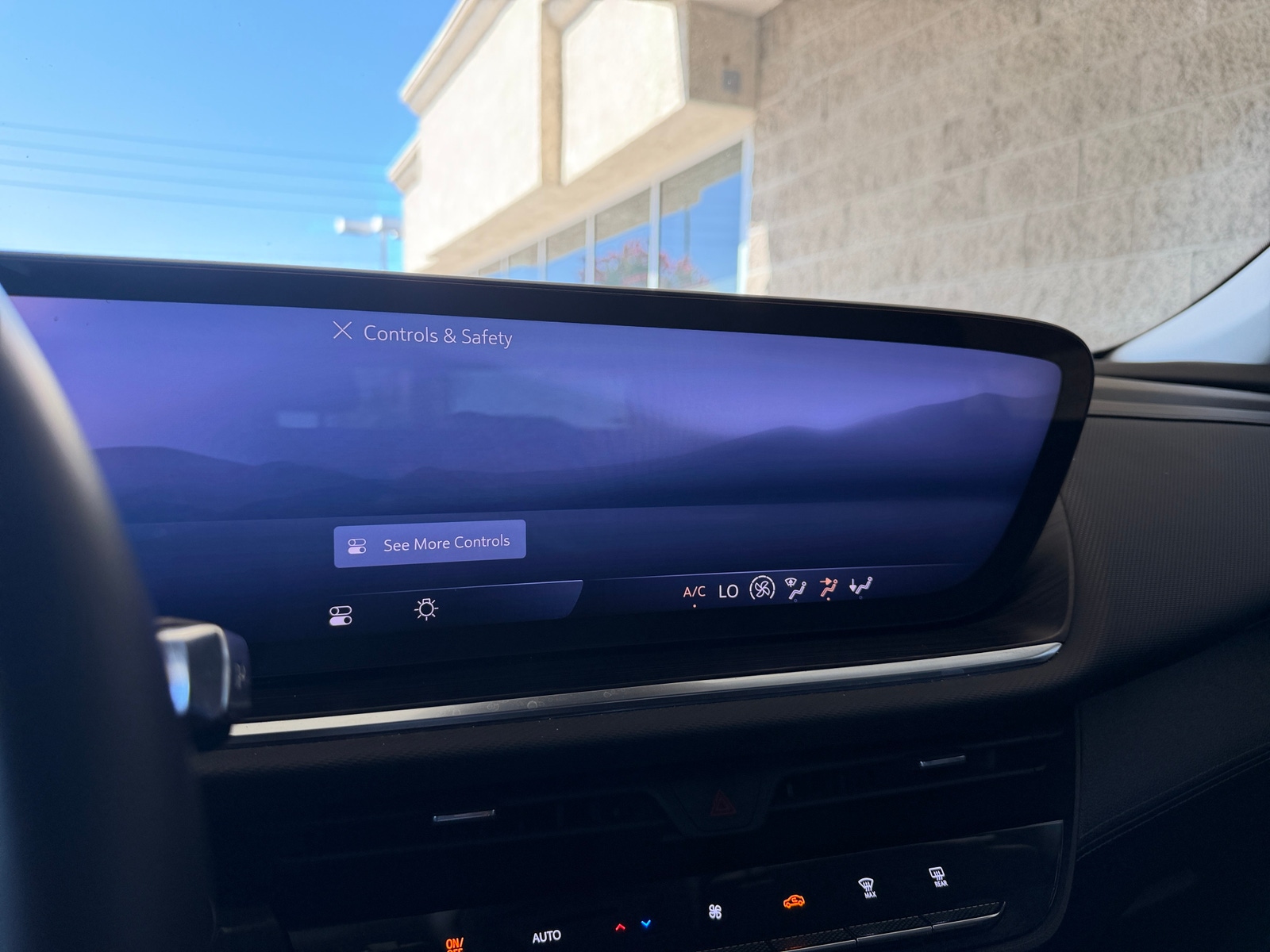 Thumbnail: 2024 Buick Envision - 3