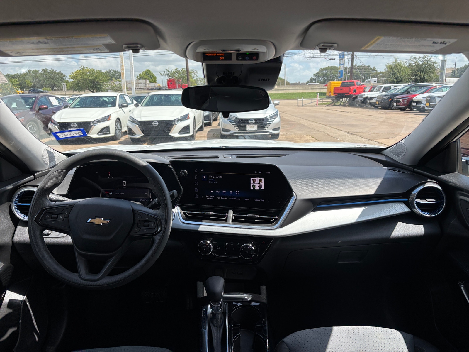 Thumbnail: 2025 Chevrolet Trax - 3