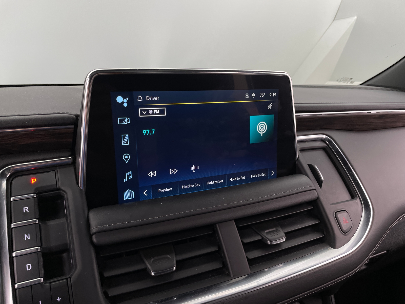 Thumbnail: 2022 Chevrolet Tahoe - 3