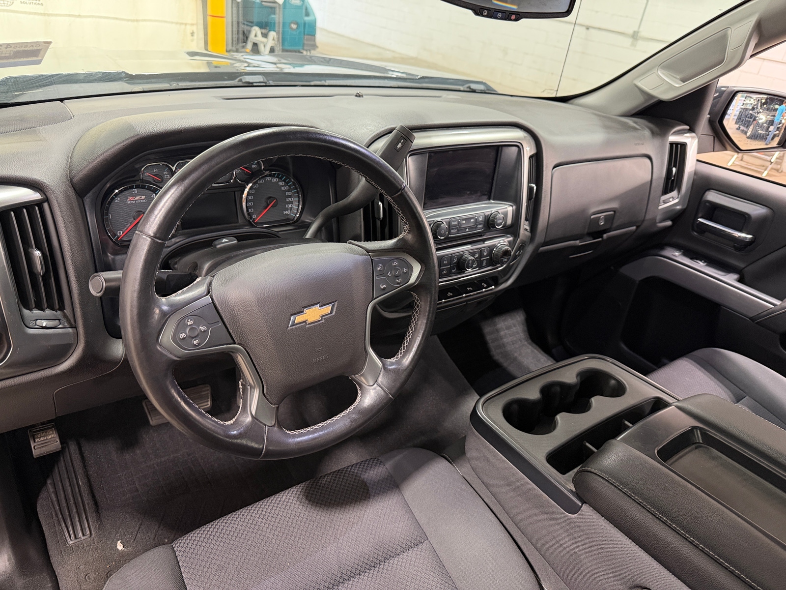 Thumbnail: 2019 Chevrolet Silverado 1500 - 3