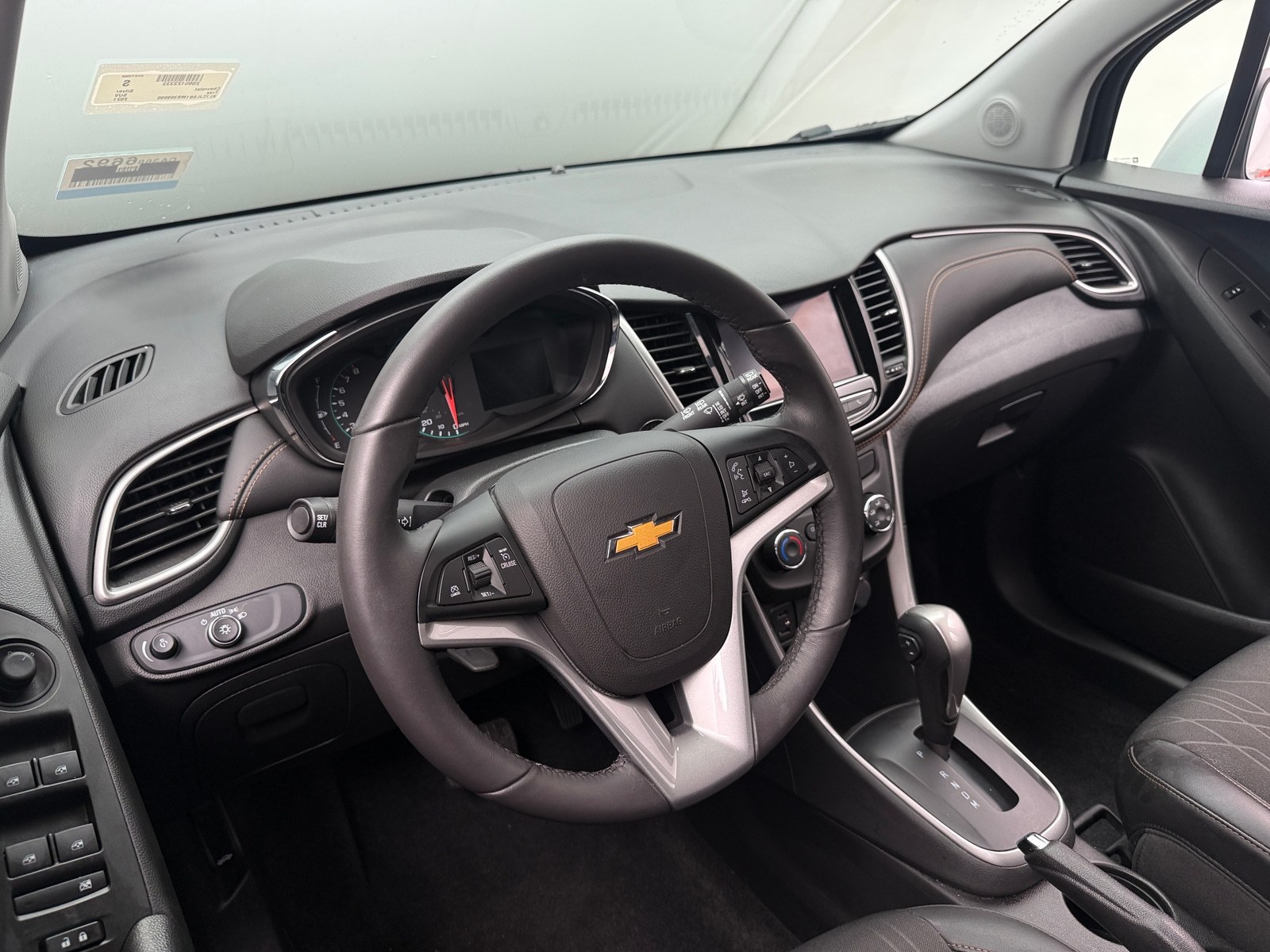 Thumbnail: 2021 Chevrolet Trax - 4