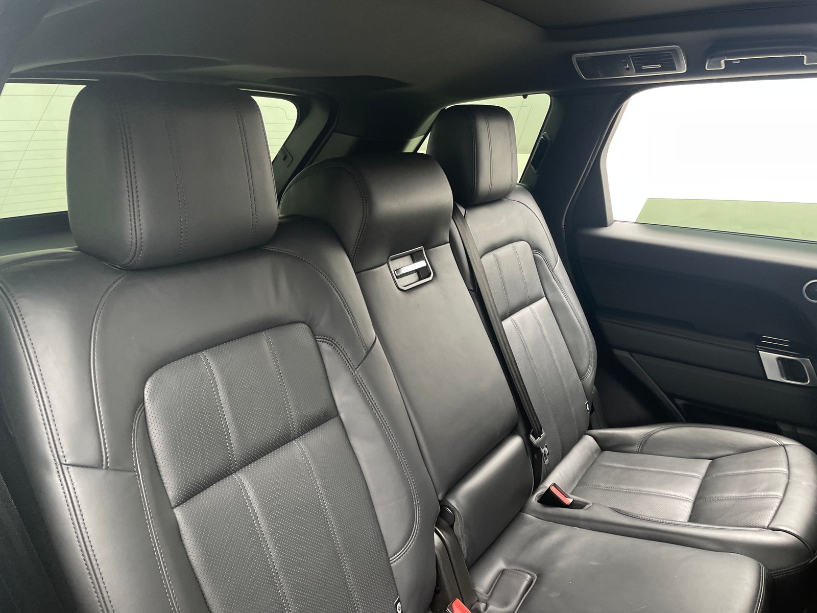 Thumbnail: 2021 Land Rover Range Rover Sport - 5