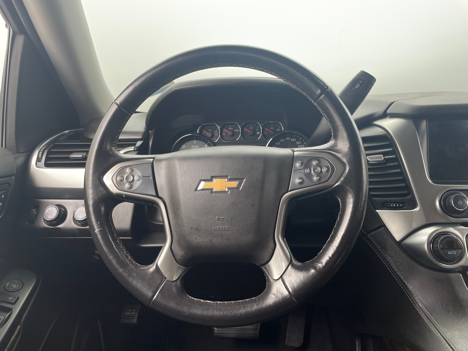 Thumbnail: 2019 Chevrolet Tahoe - 5