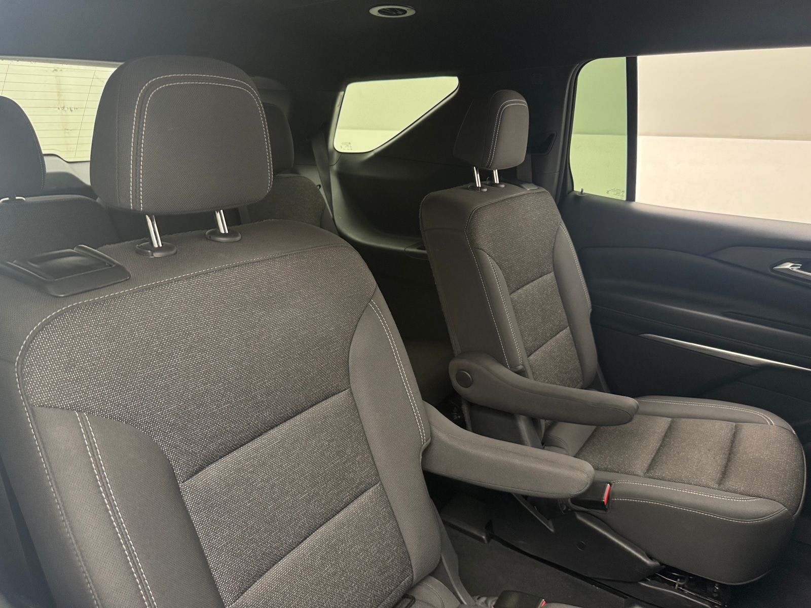 Thumbnail: 2024 Chevrolet Traverse - 6