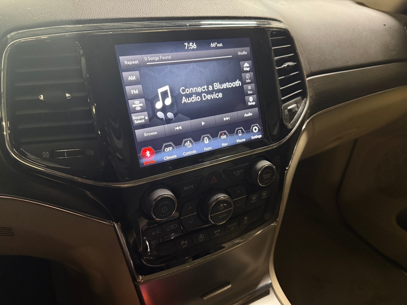 Thumbnail: 2020 Jeep Grand Cherokee - 3