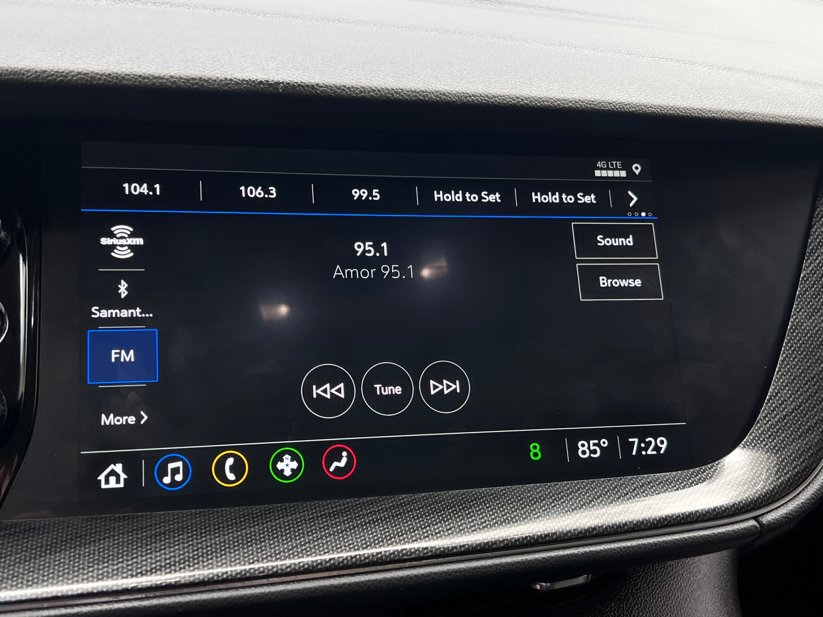 Thumbnail: 2022 Buick Envision - 3