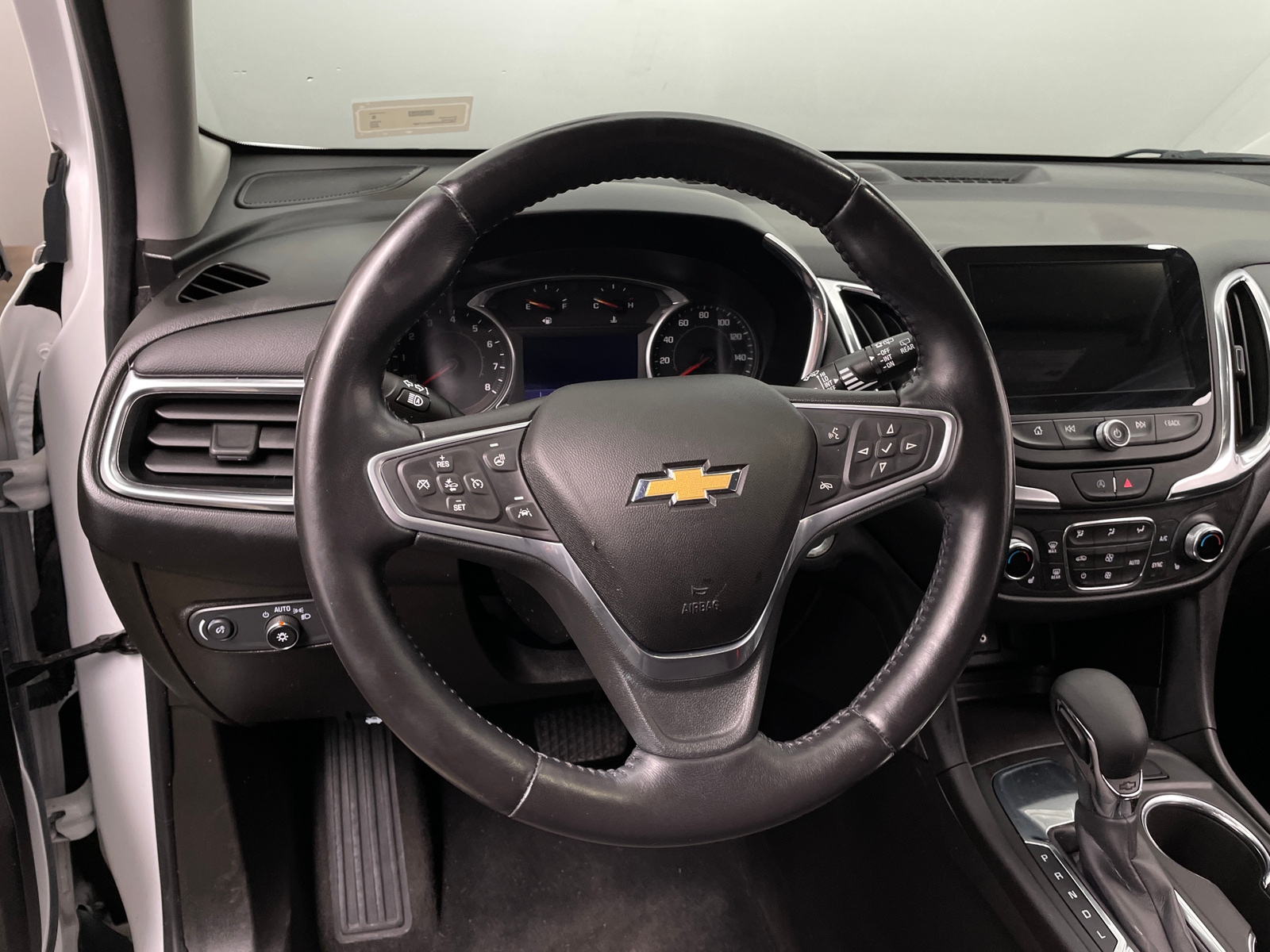 Thumbnail: 2022 Chevrolet Equinox - 5