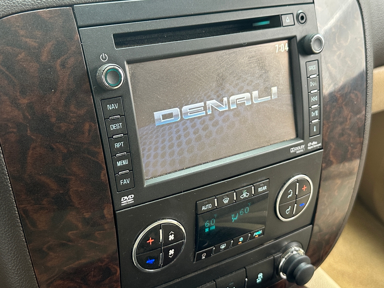 Thumbnail: 2014 GMC Yukon - 3