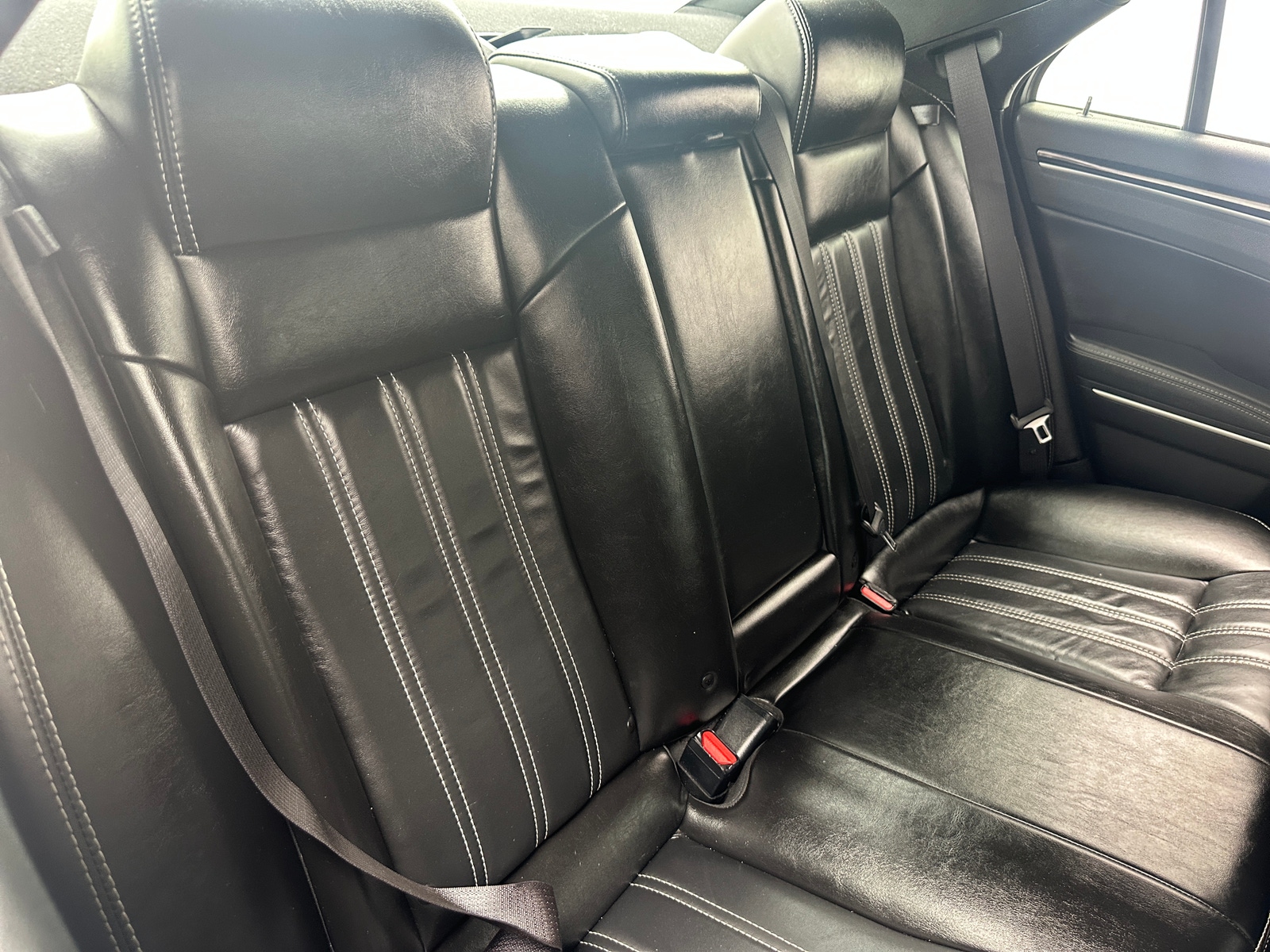 Thumbnail: 2019 Chrysler 300 - 5