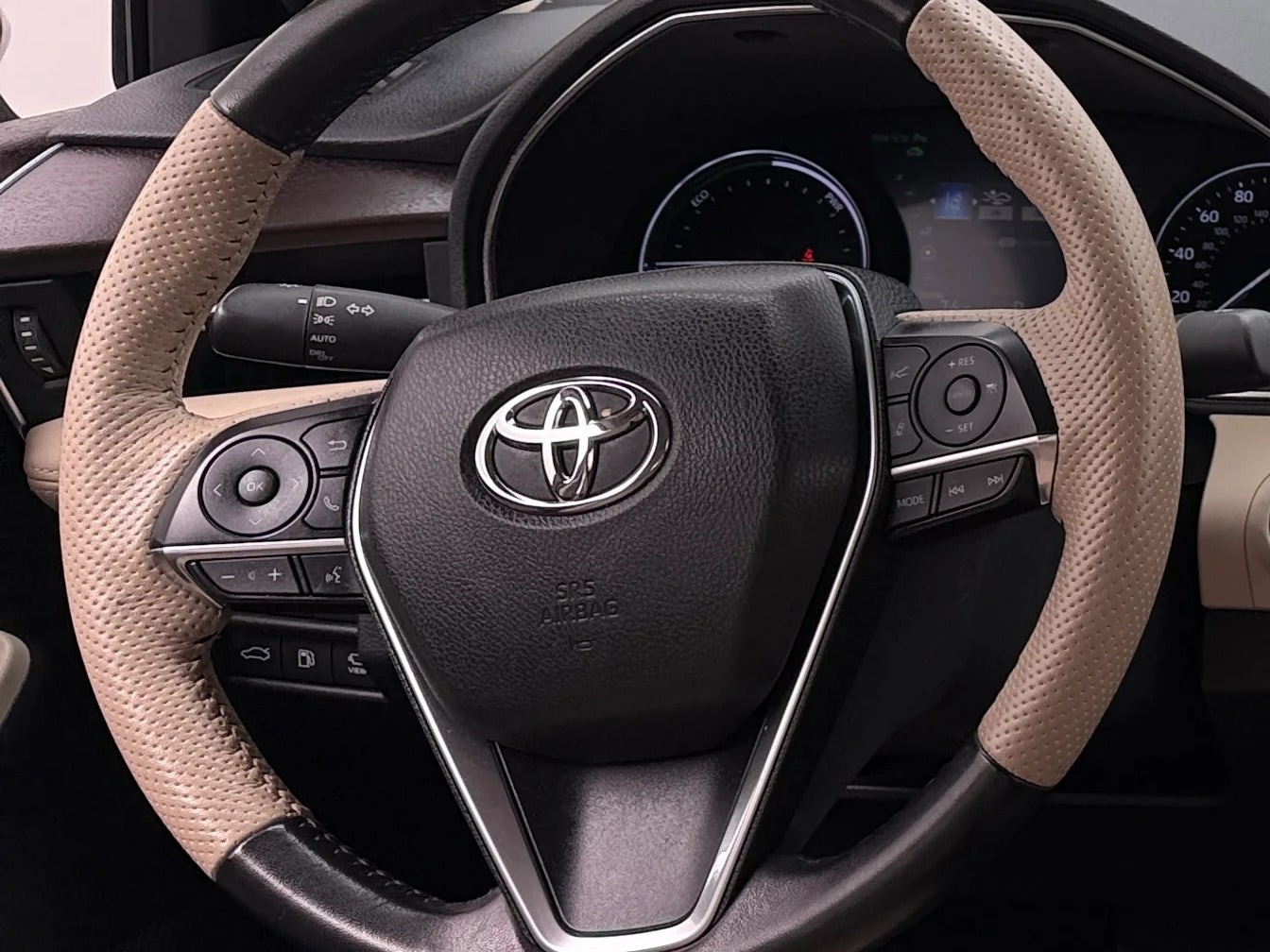 Thumbnail: 2019 Toyota Avalon - 5