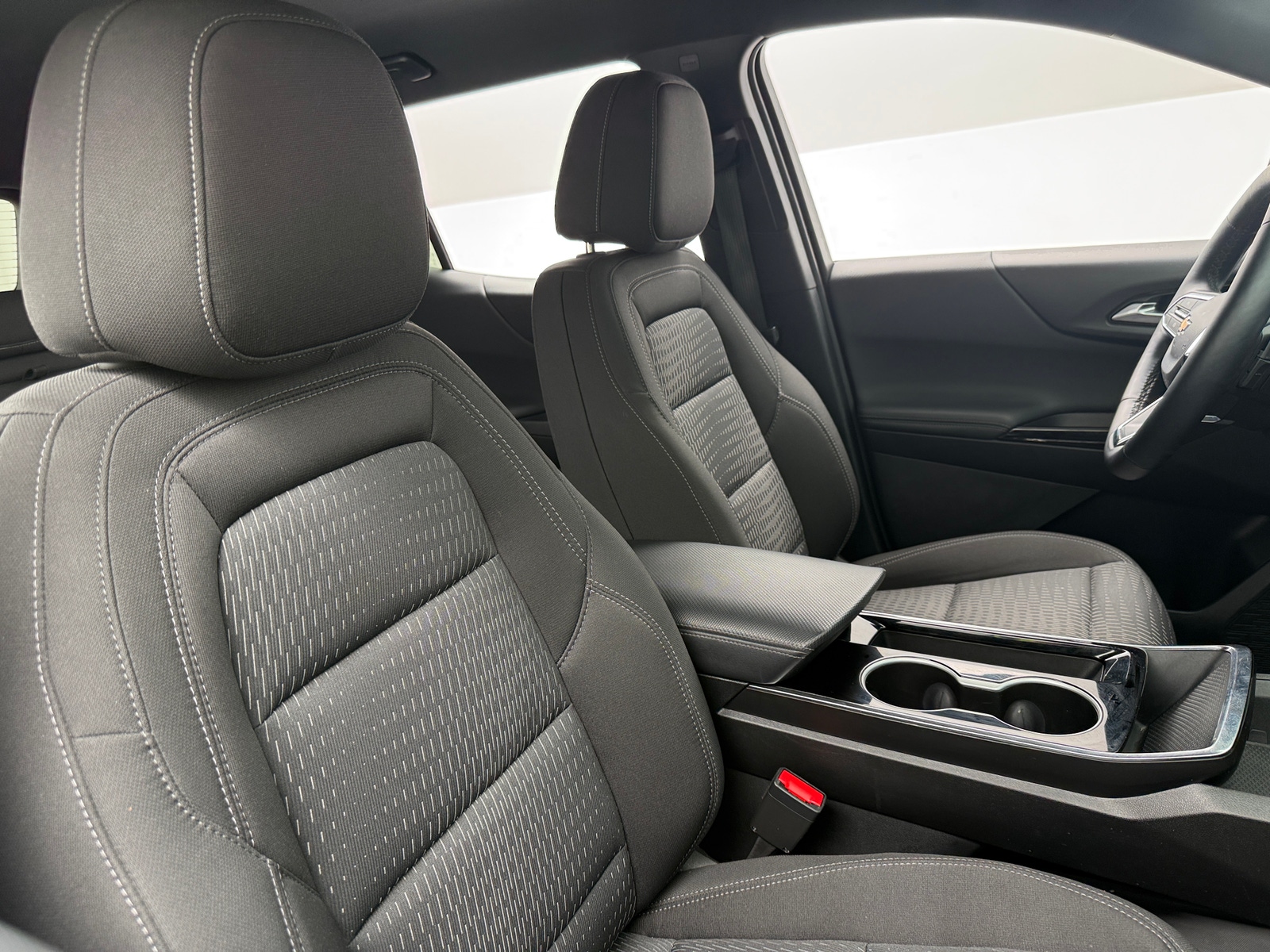 Thumbnail: 2025 Chevrolet Equinox - 2