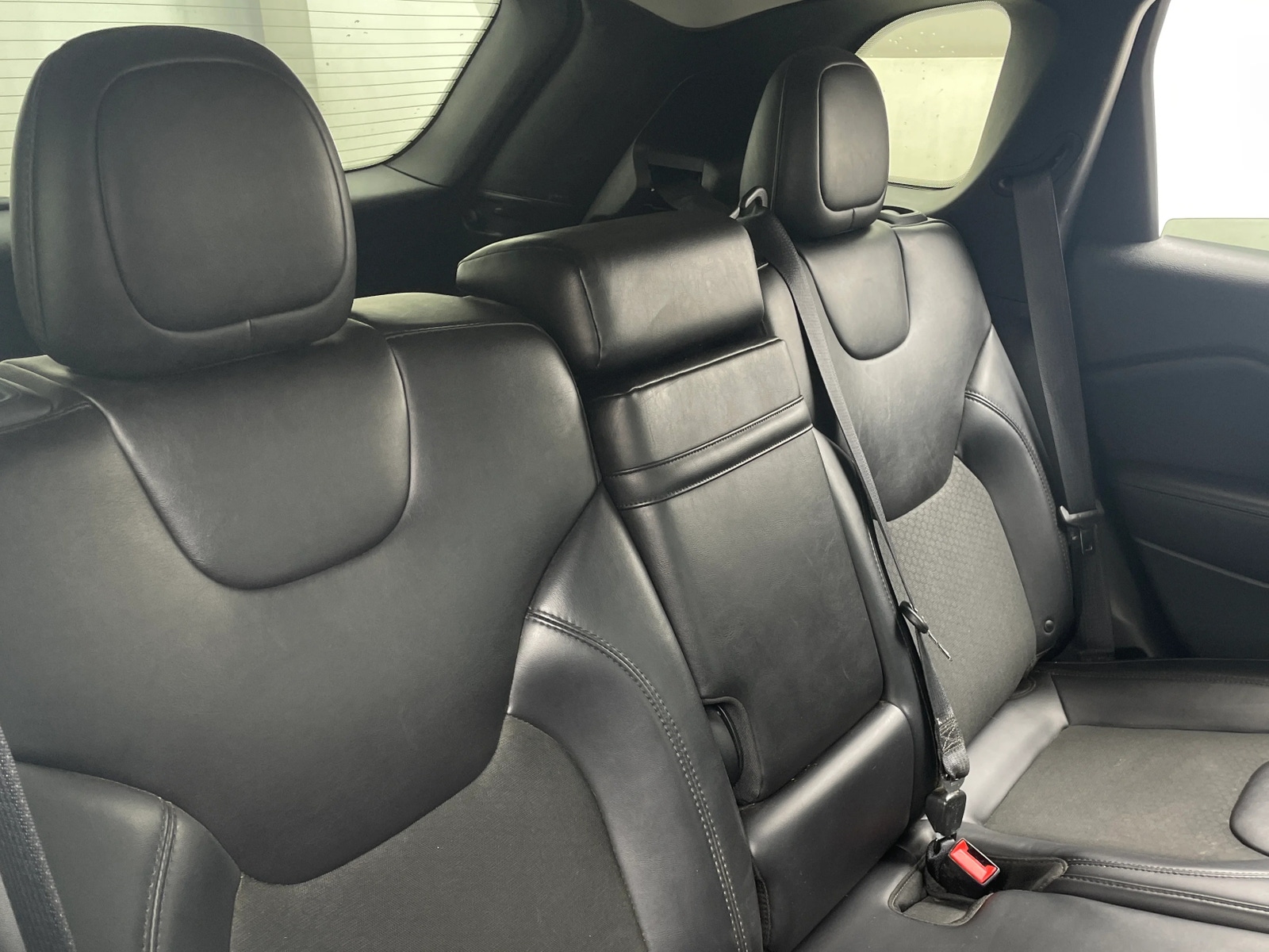 Thumbnail: 2019 Jeep Cherokee - 6