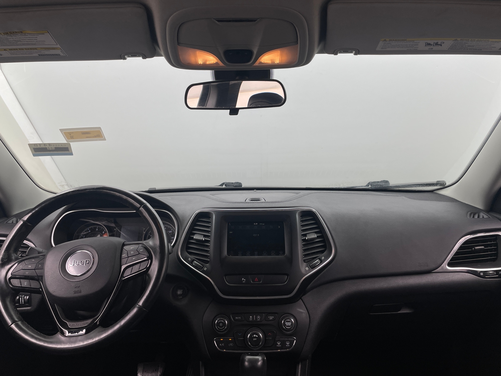 Thumbnail: 2019 Jeep Cherokee - 3