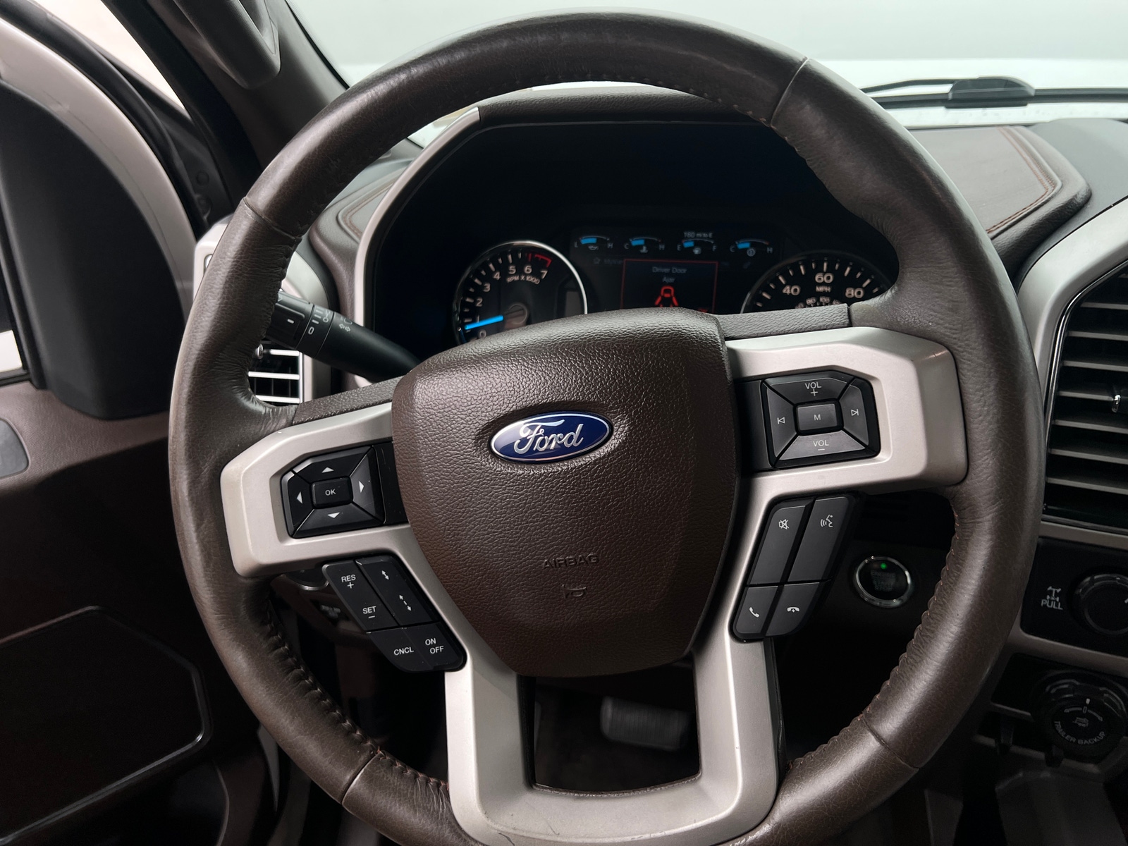 Thumbnail: 2018 Ford Econoline - 4