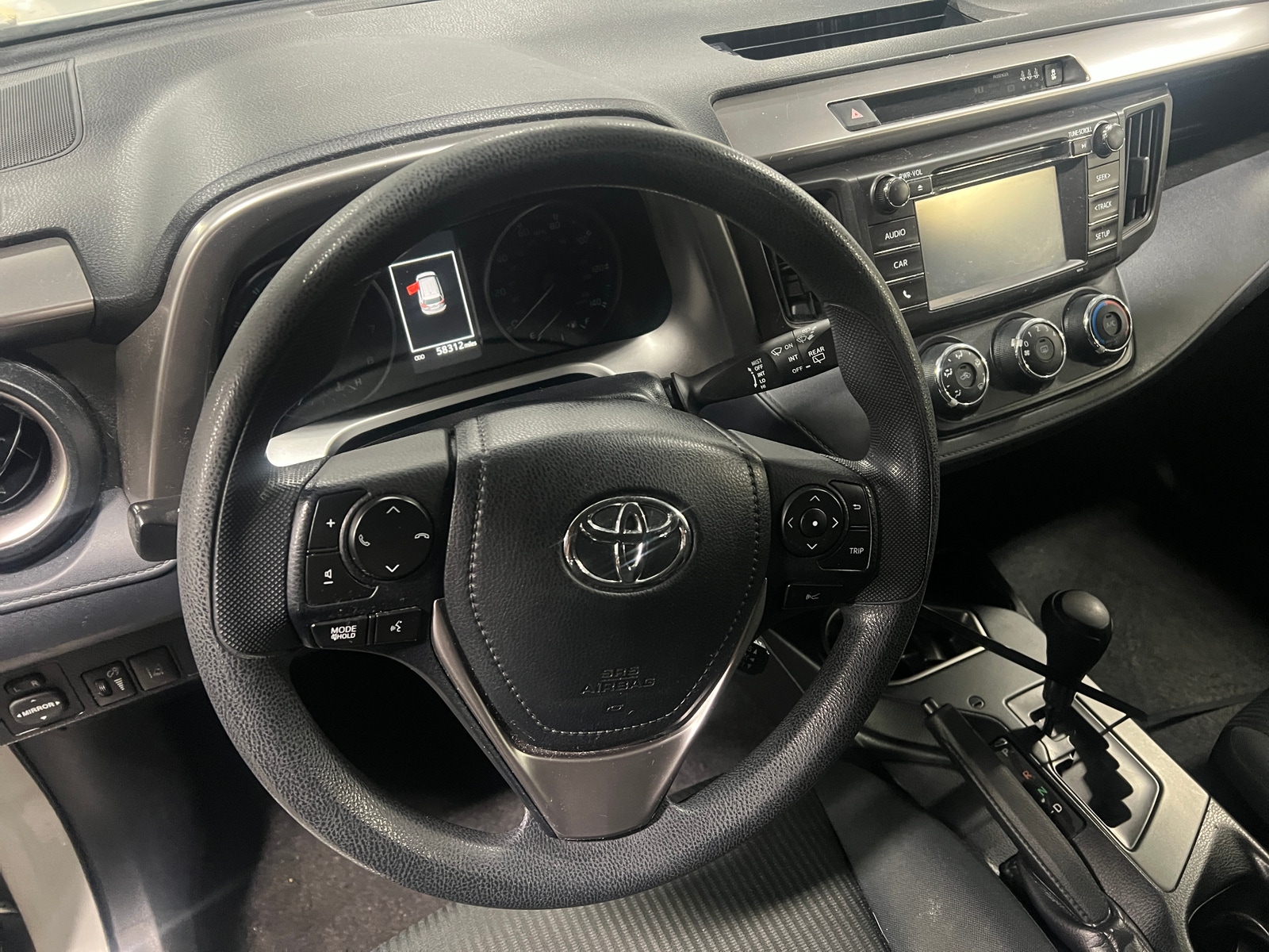 Thumbnail: 2017 Toyota RAV4 - 5