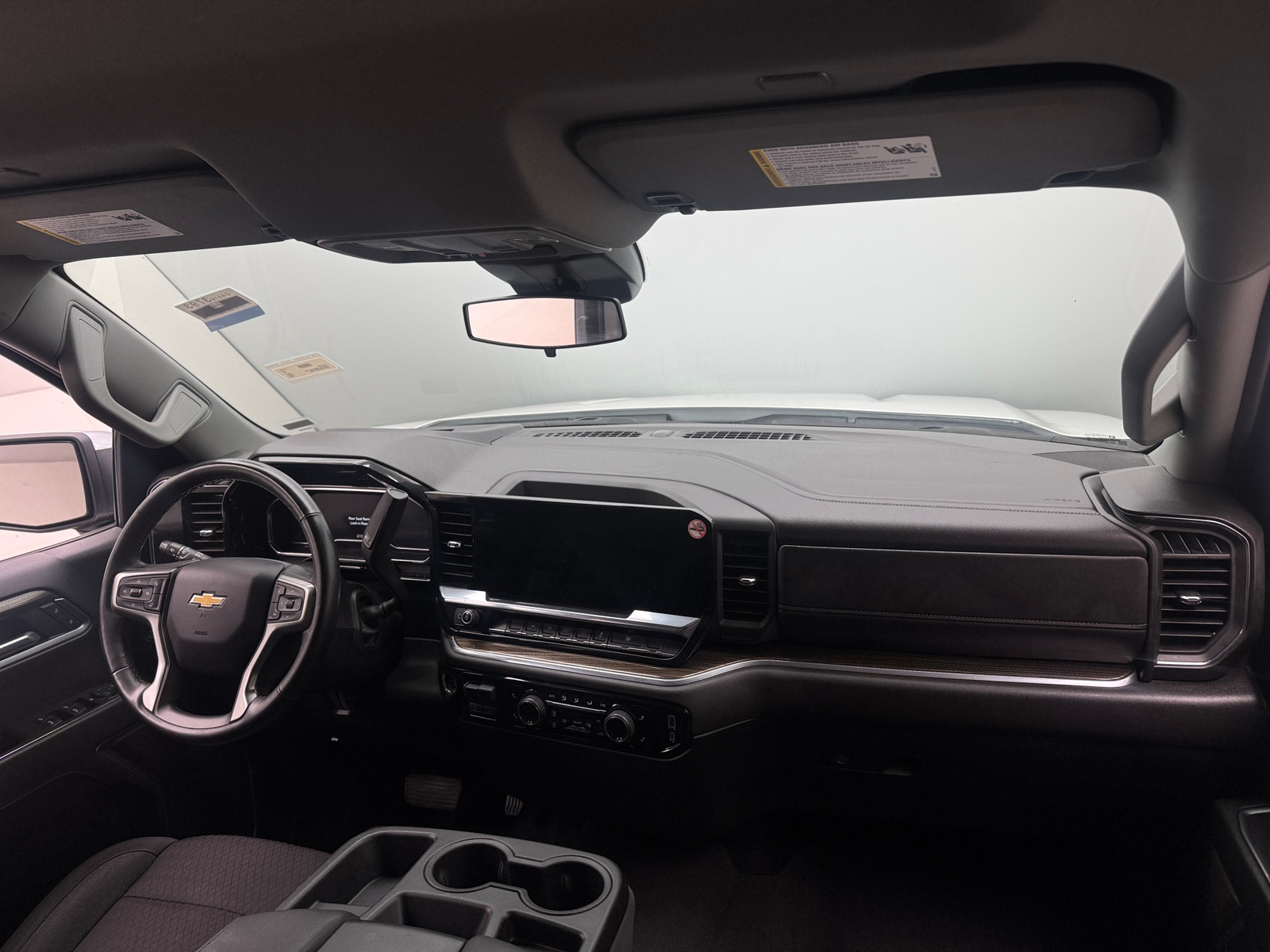 Thumbnail: 2025 Chevrolet Silverado 1500 - 3